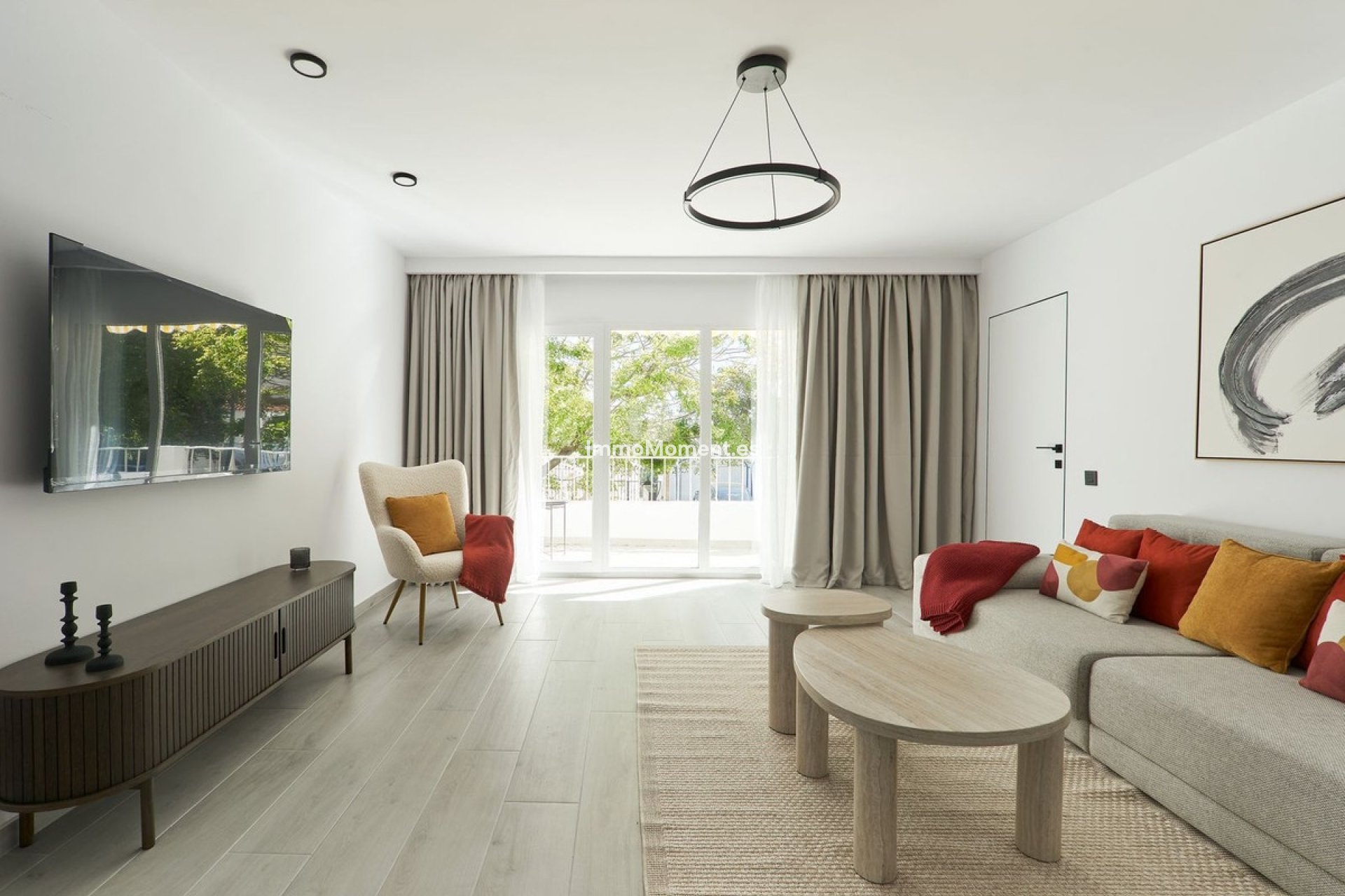 Resale - Apartment - Marbella - Nueva Andalucía