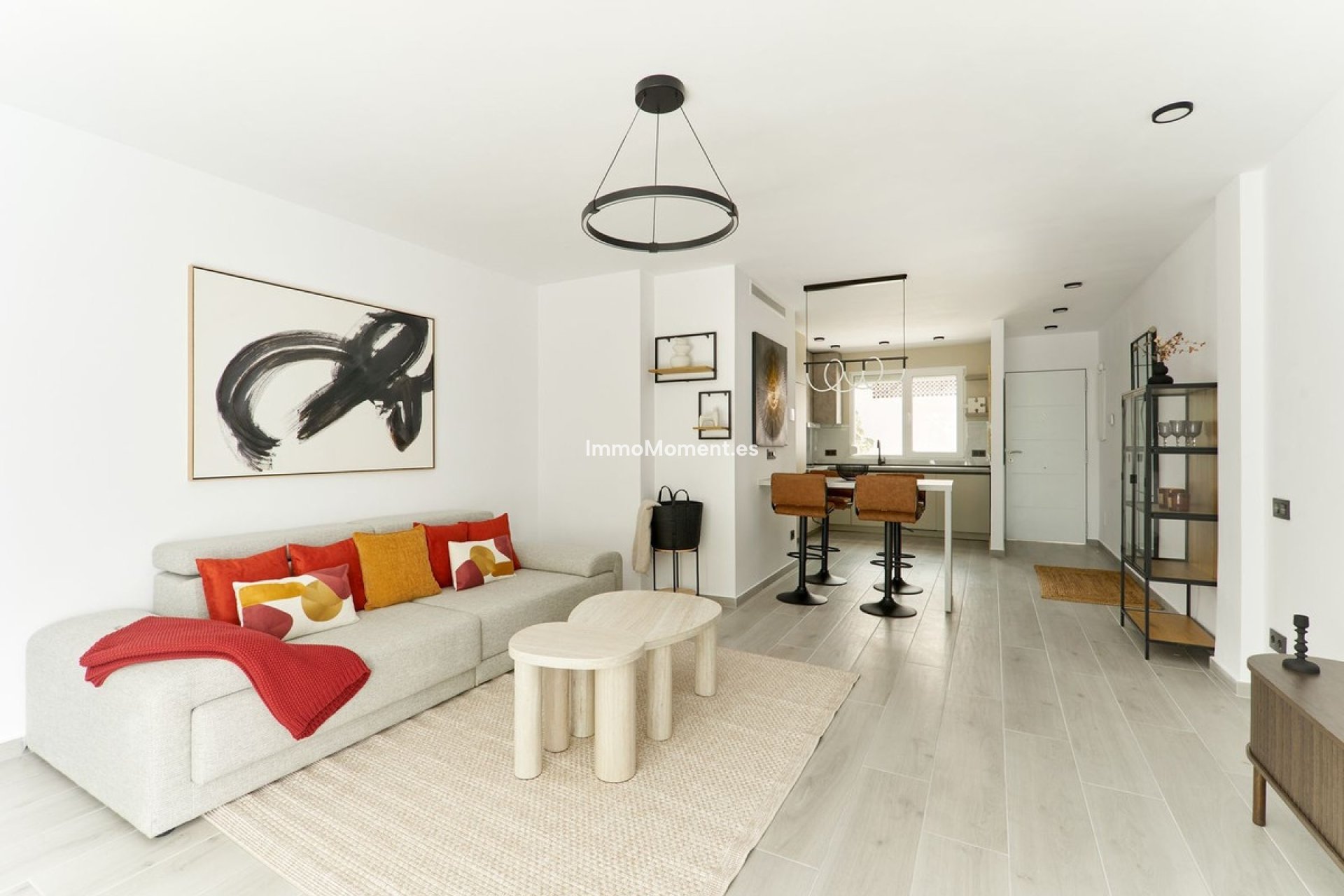 Resale - Apartment - Marbella - Nueva Andalucía