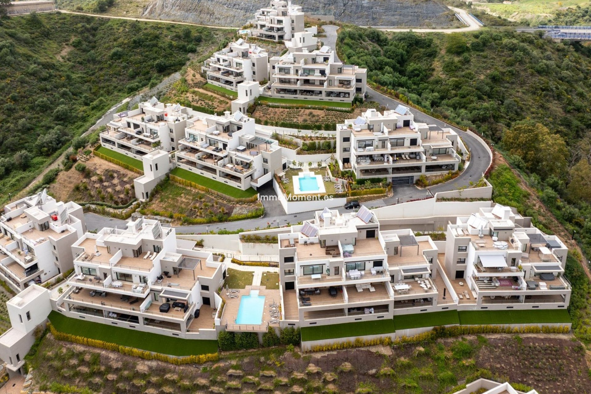 Resale - Apartment - Marbella - Nueva Andalucía