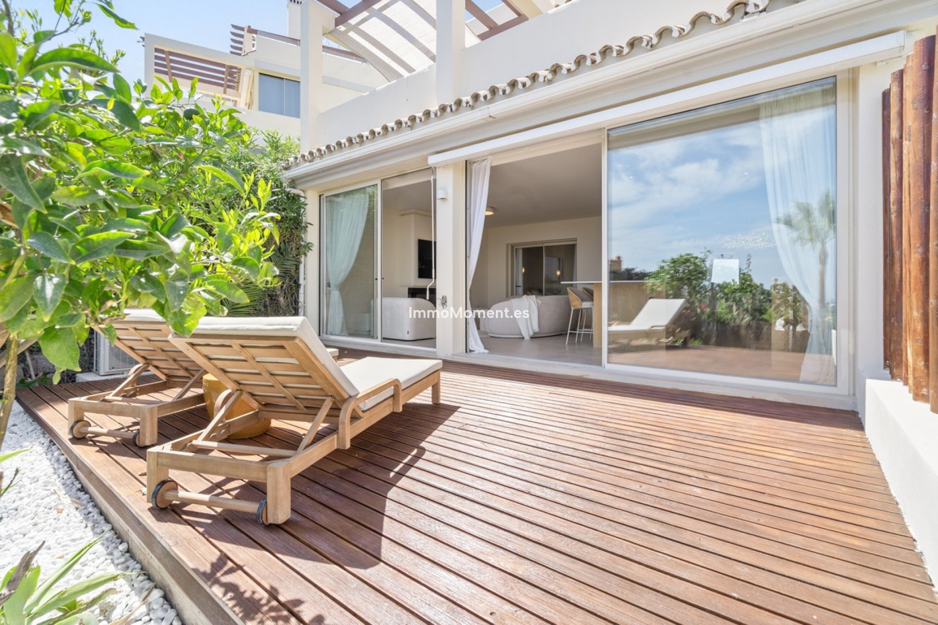 Resale - Apartment - Marbella - Nueva Andalucía