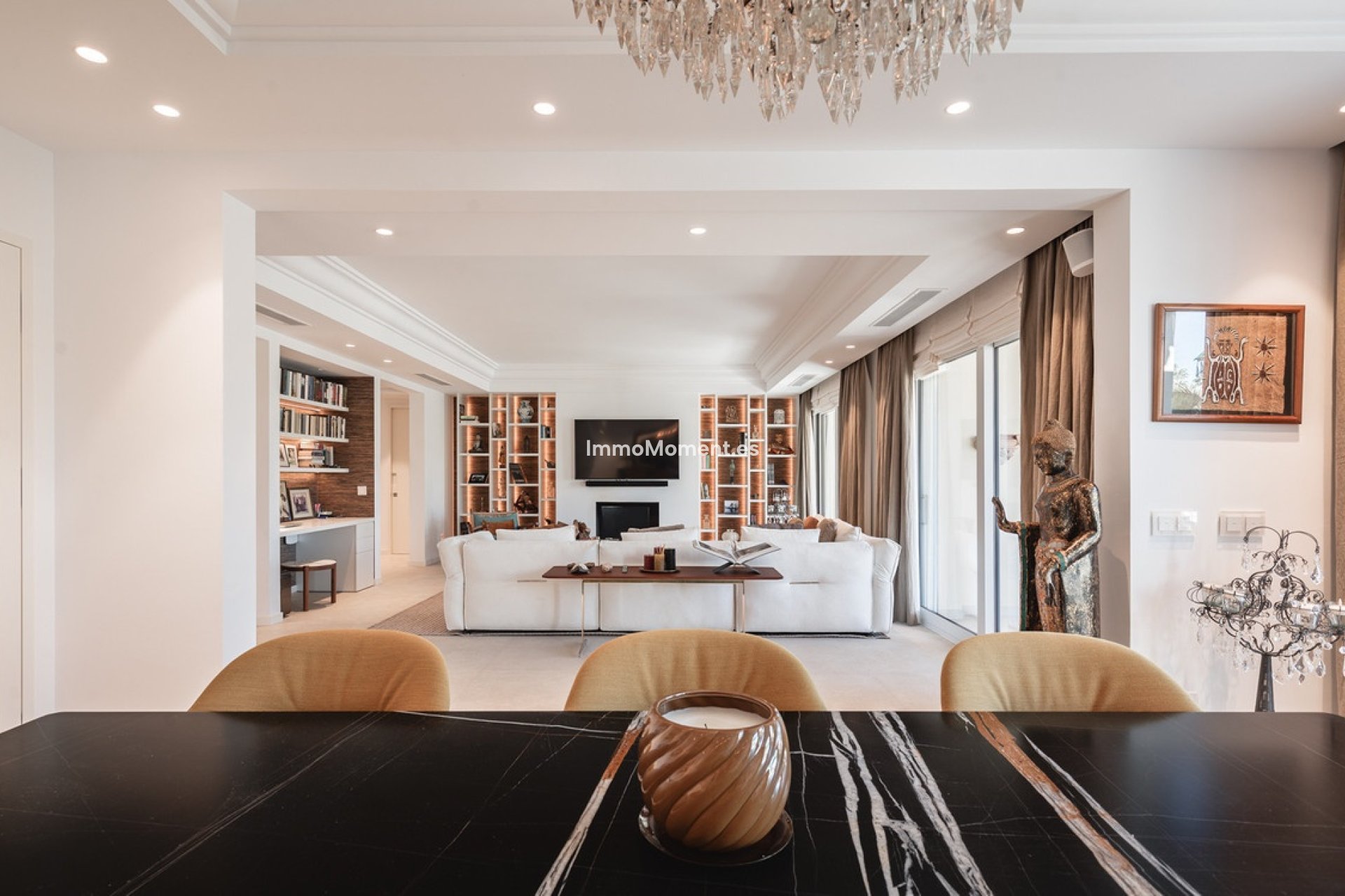 Resale - Apartment - Marbella - Nueva Andalucía