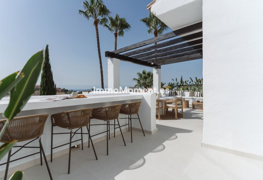 Resale - Apartment - Marbella - Nueva Andalucía