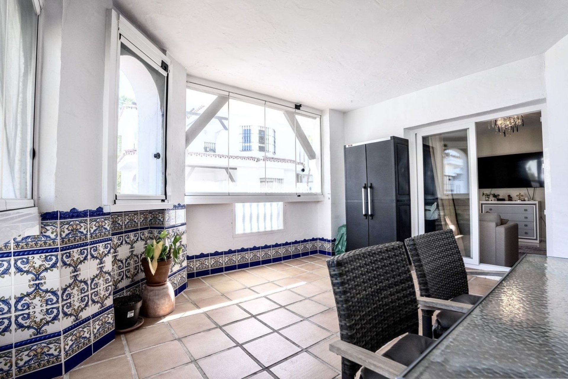 Resale - Apartment - Marbella - Nueva Andalucía