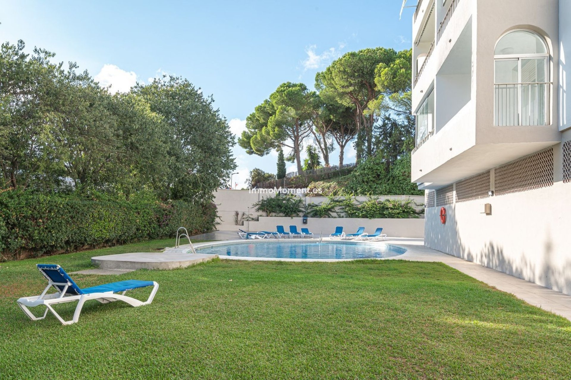 Resale - Apartment - Marbella - Nueva Andalucía