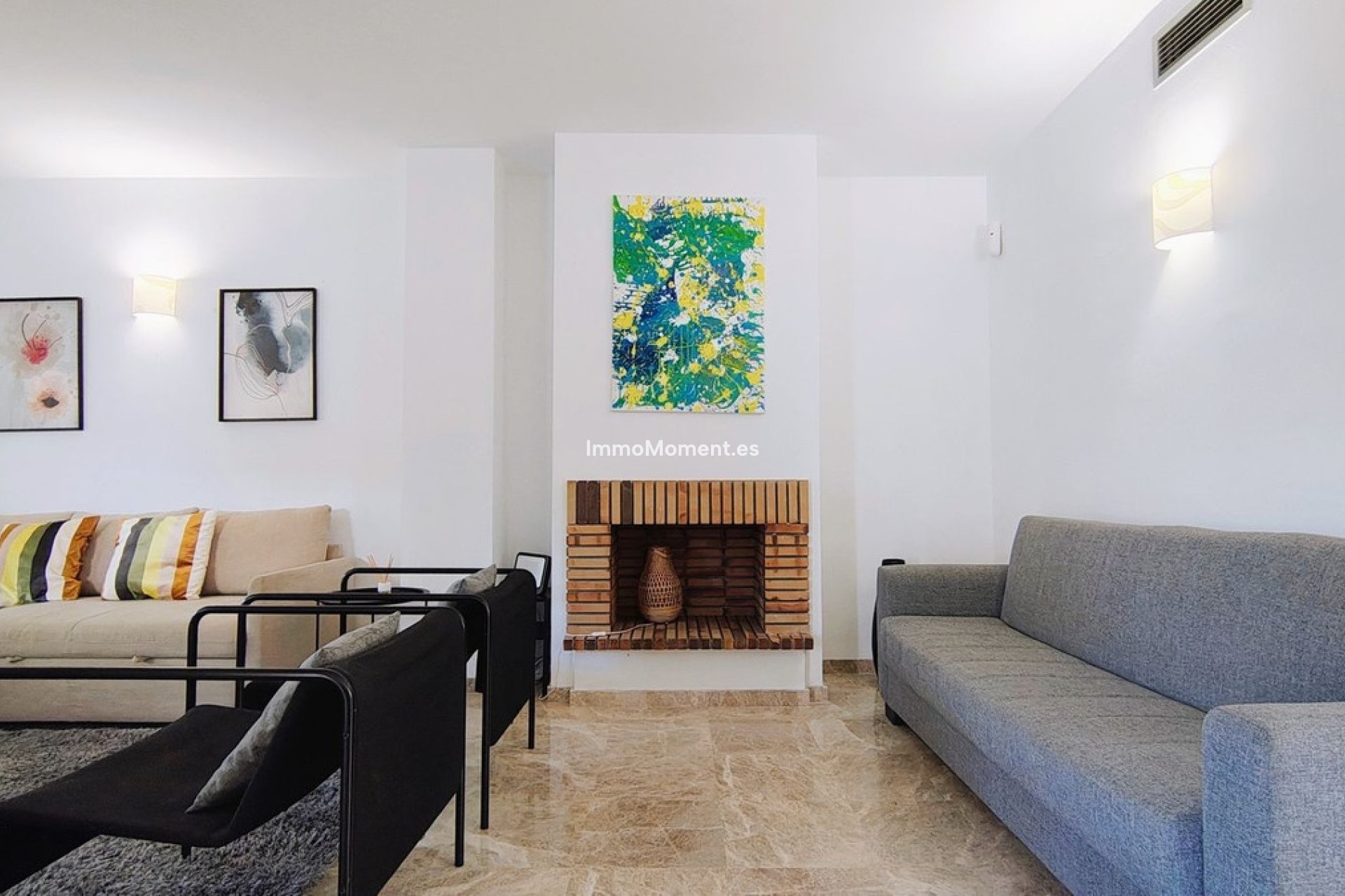 Resale - Apartment - Marbella - Nueva Andalucía
