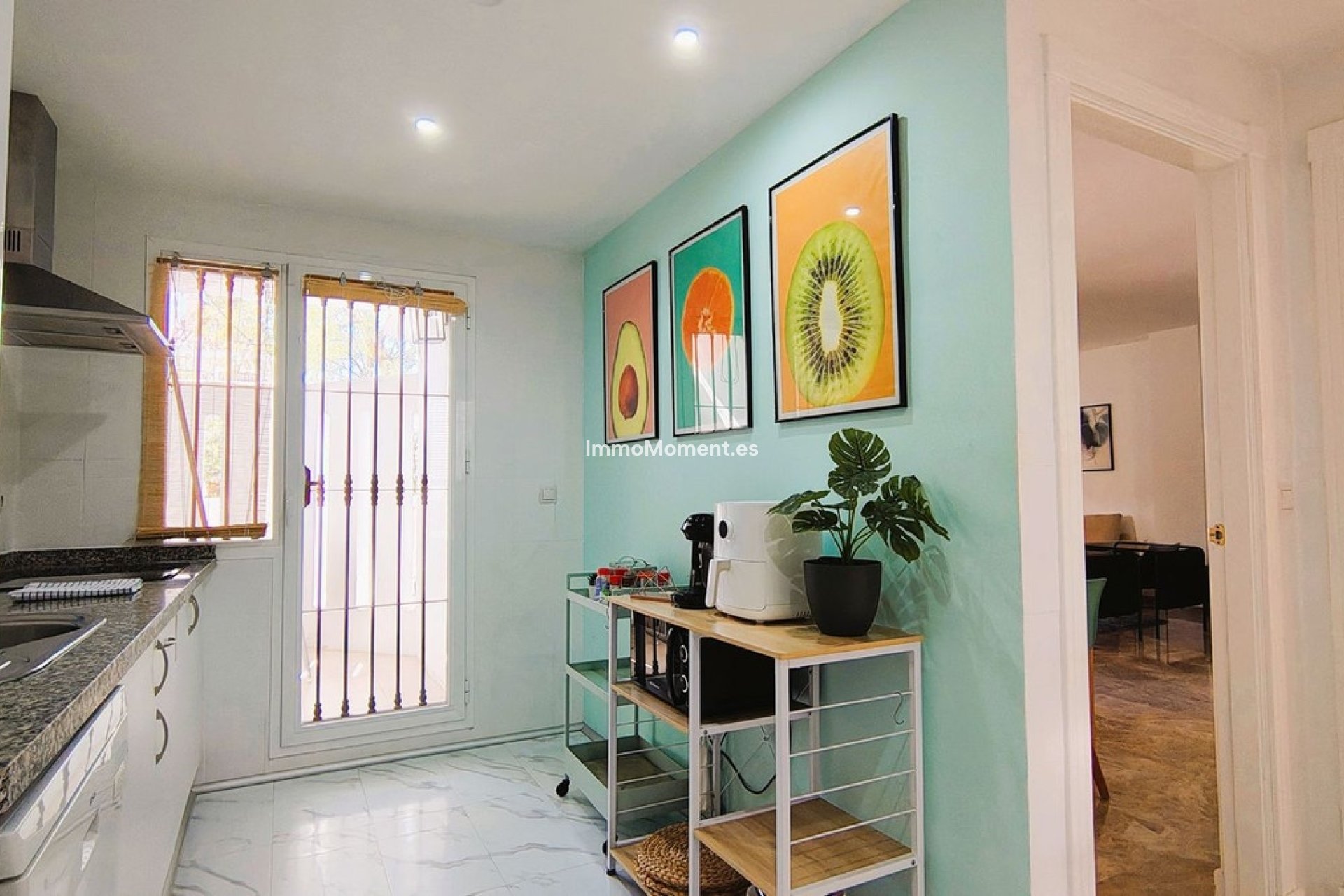 Resale - Apartment - Marbella - Nueva Andalucía