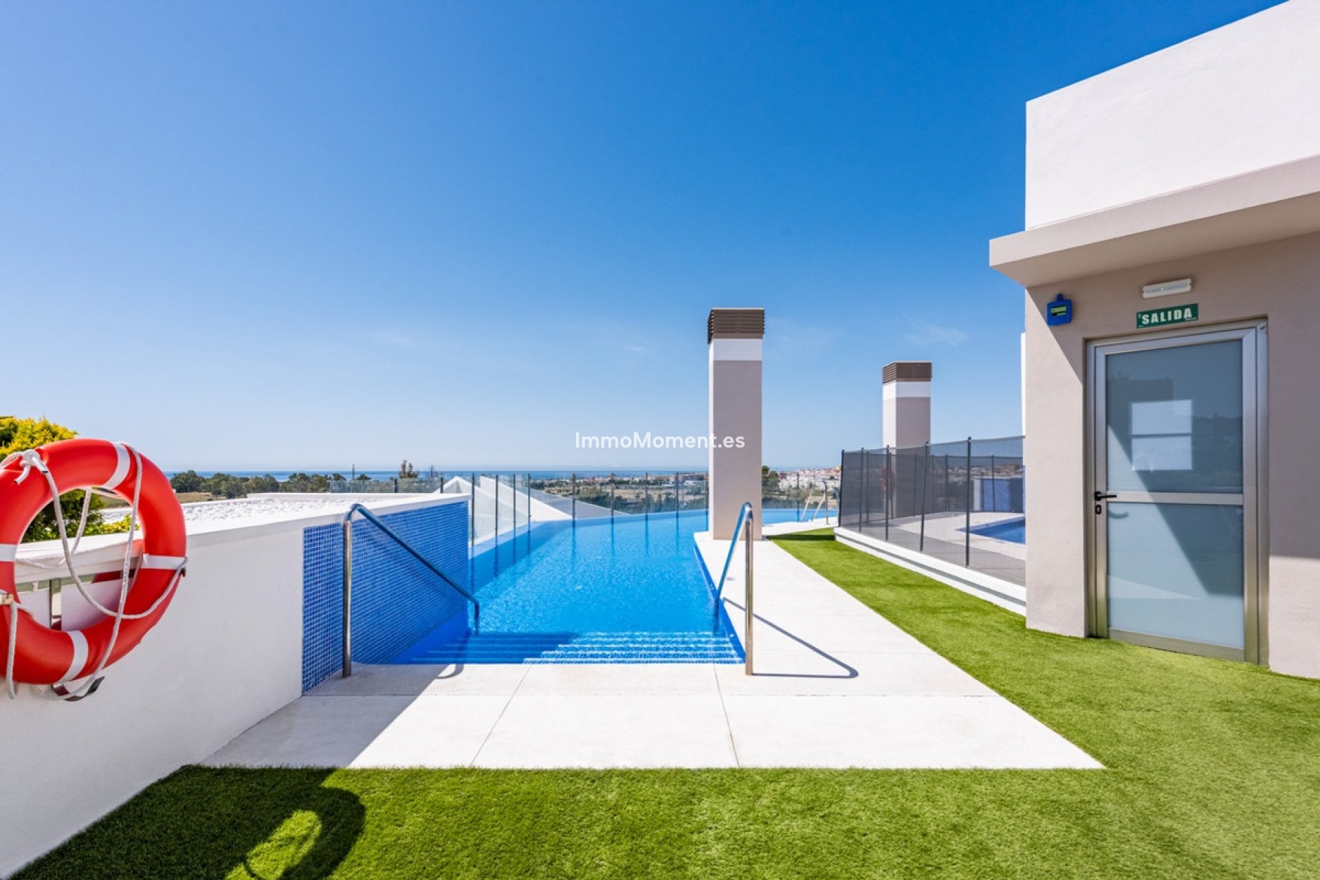 Resale - Apartment - Marbella - Nueva Andalucía