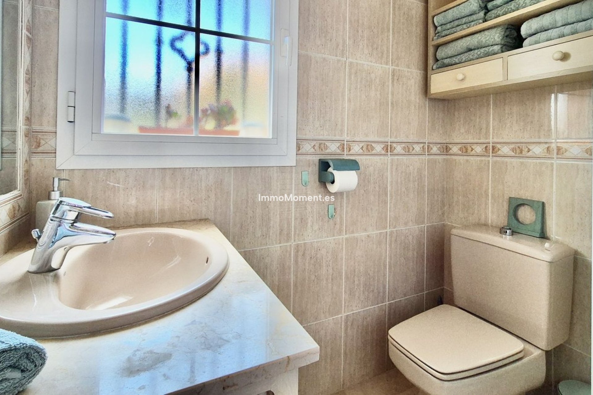 Resale - Apartment - Marbella - Nueva Andalucía