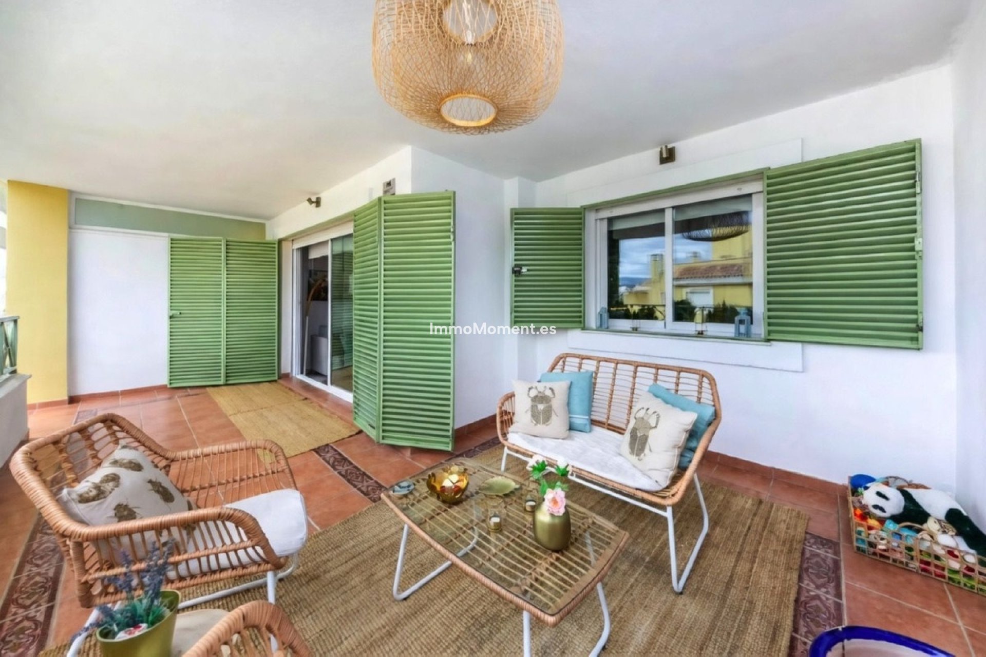 Resale - Apartment - Marbella - Nueva Andalucía