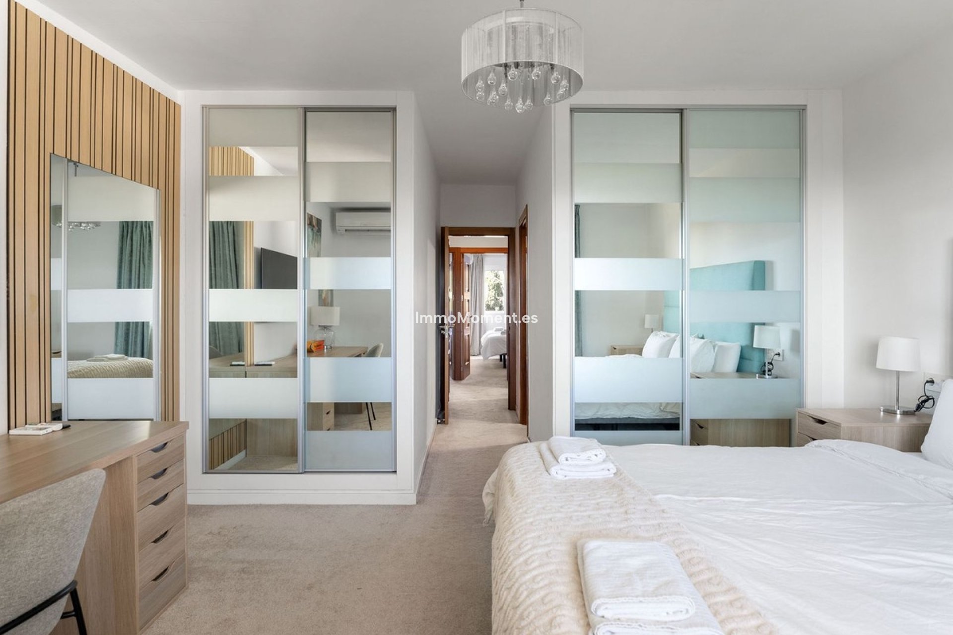 Resale - Apartment - Marbella - Nueva Andalucía