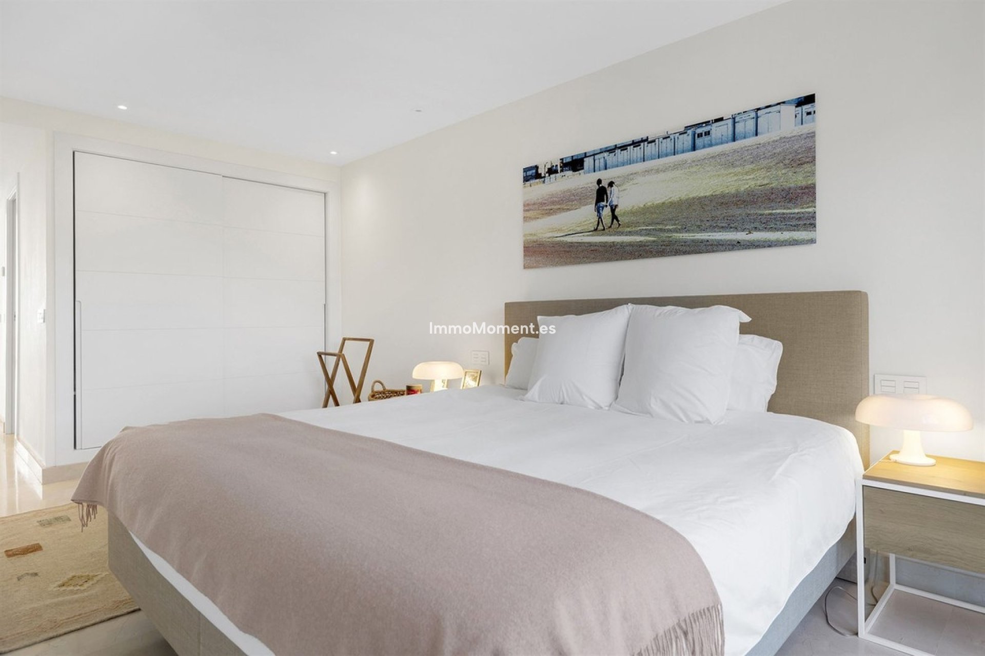 Resale - Apartment - Marbella - Nueva Andalucía