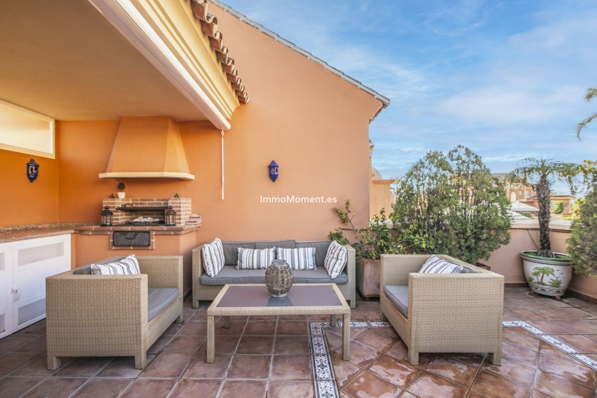 Resale - Apartment - Marbella - Nueva Andalucía