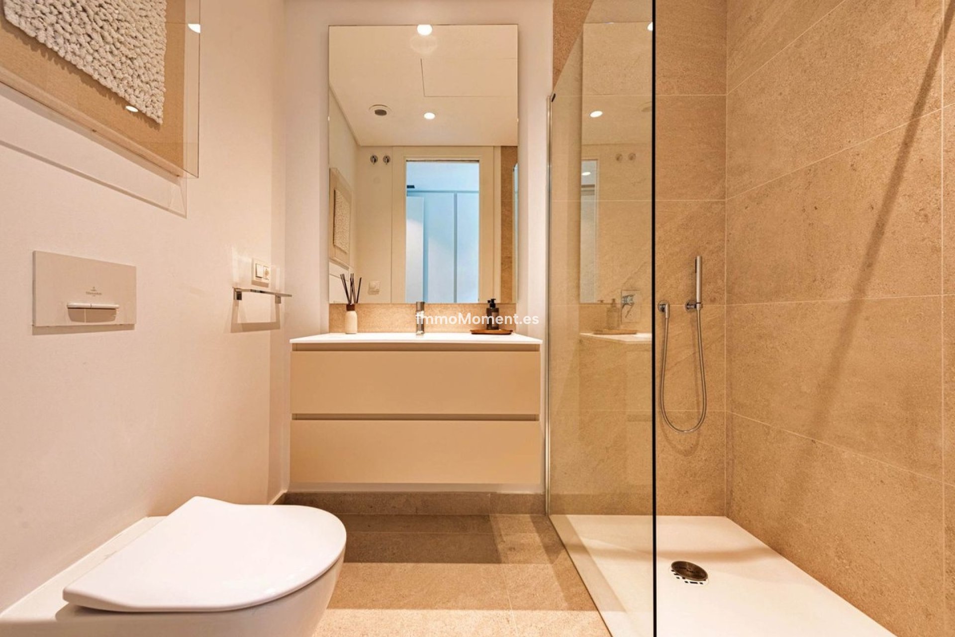 Resale - Apartment - Marbella - Nueva Andalucía