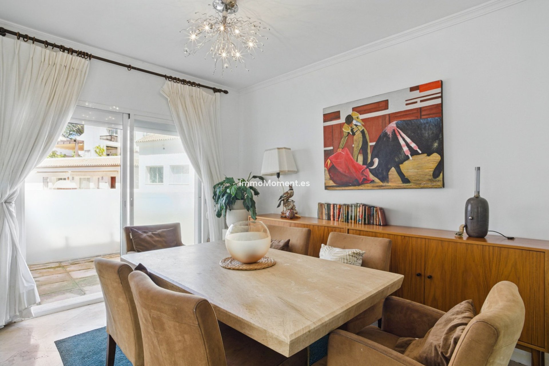 Resale - Apartment - Marbella - Nueva Andalucía