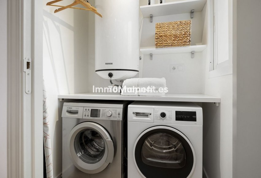 Resale - Apartment - Marbella - Nueva Andalucía