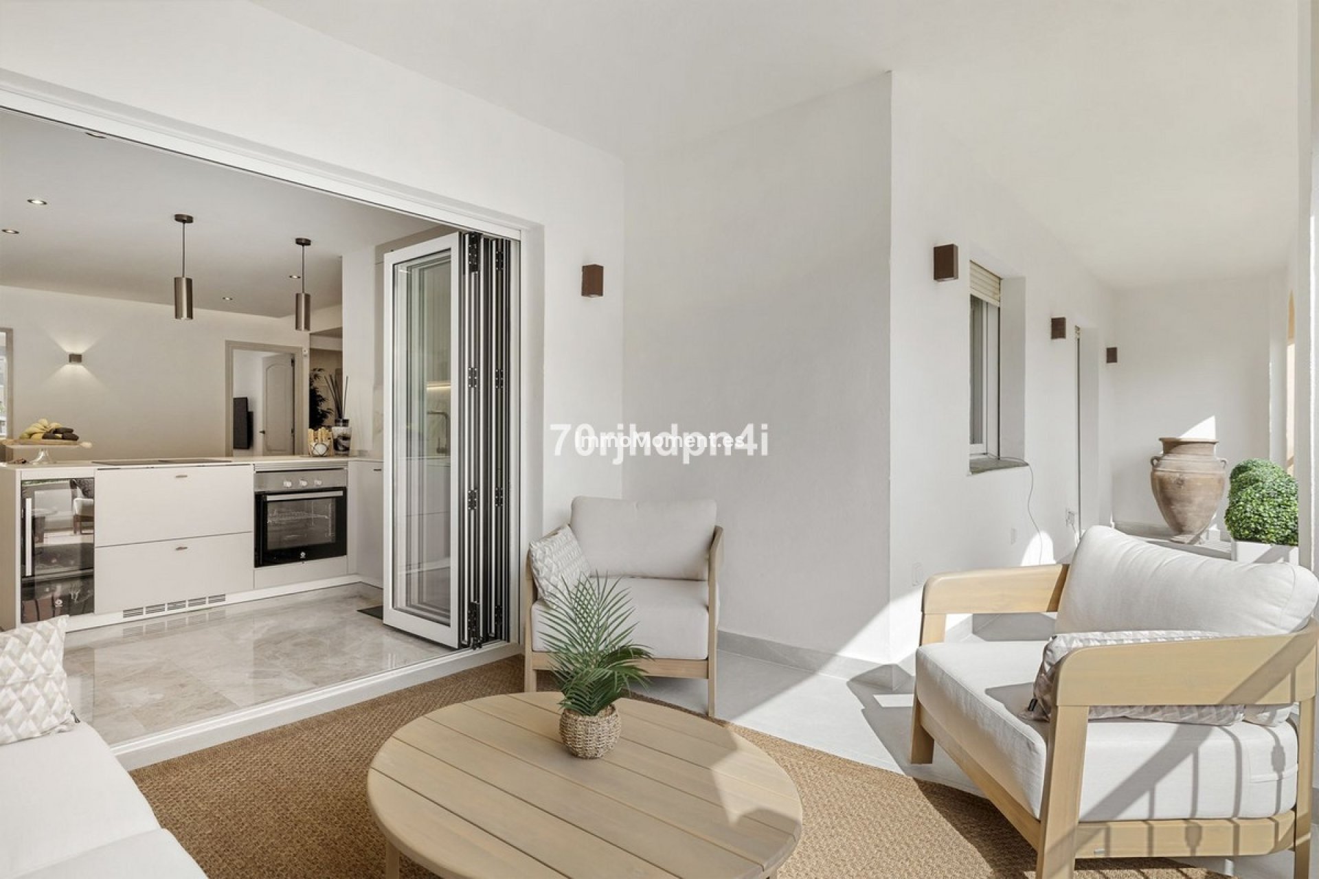 Resale - Apartment - Marbella - Nueva Andalucía