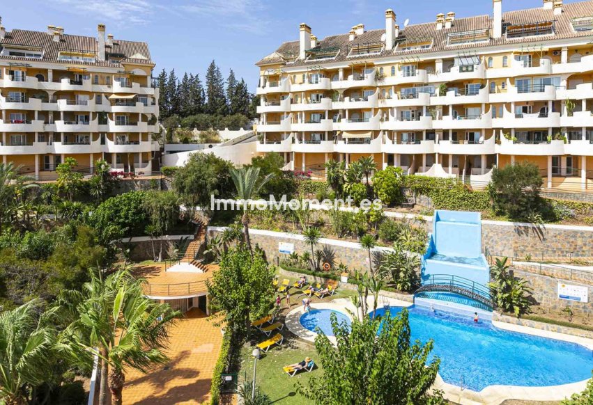 Resale - Apartment - Marbella - Nueva Andalucía