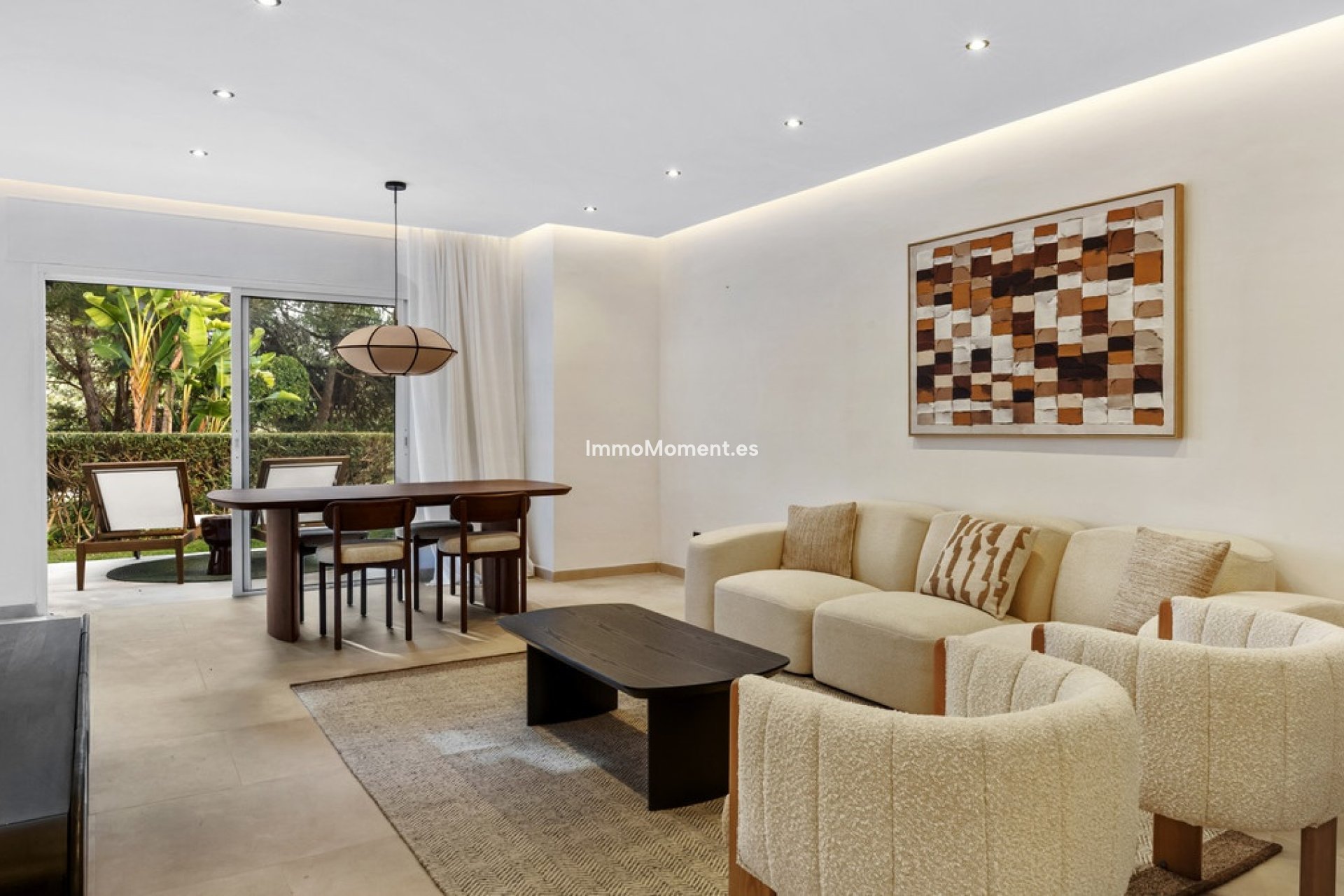 Resale - Apartment - Marbella - Nueva Andalucía