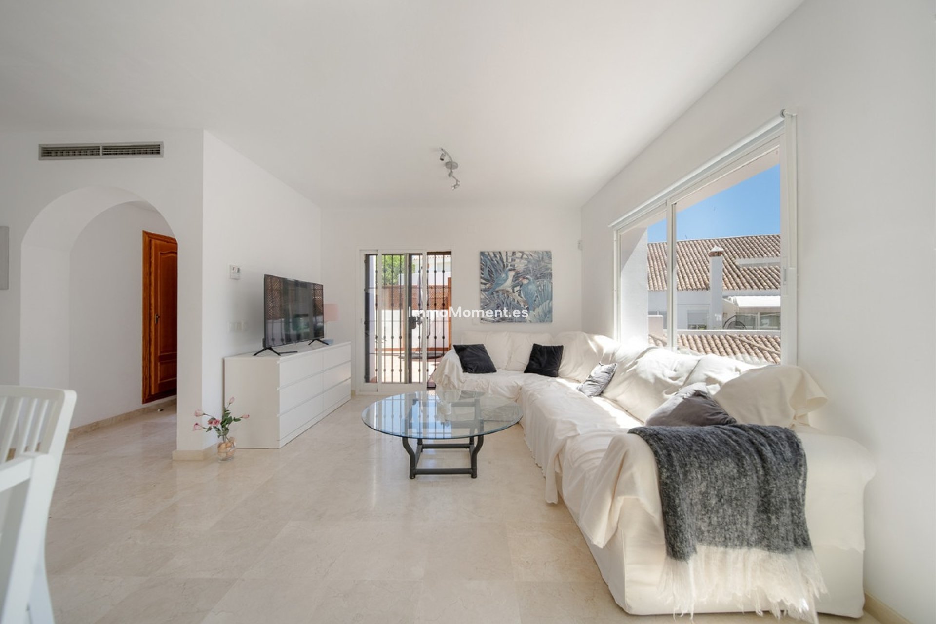 Resale - Apartment - Marbella - Nueva Andalucía