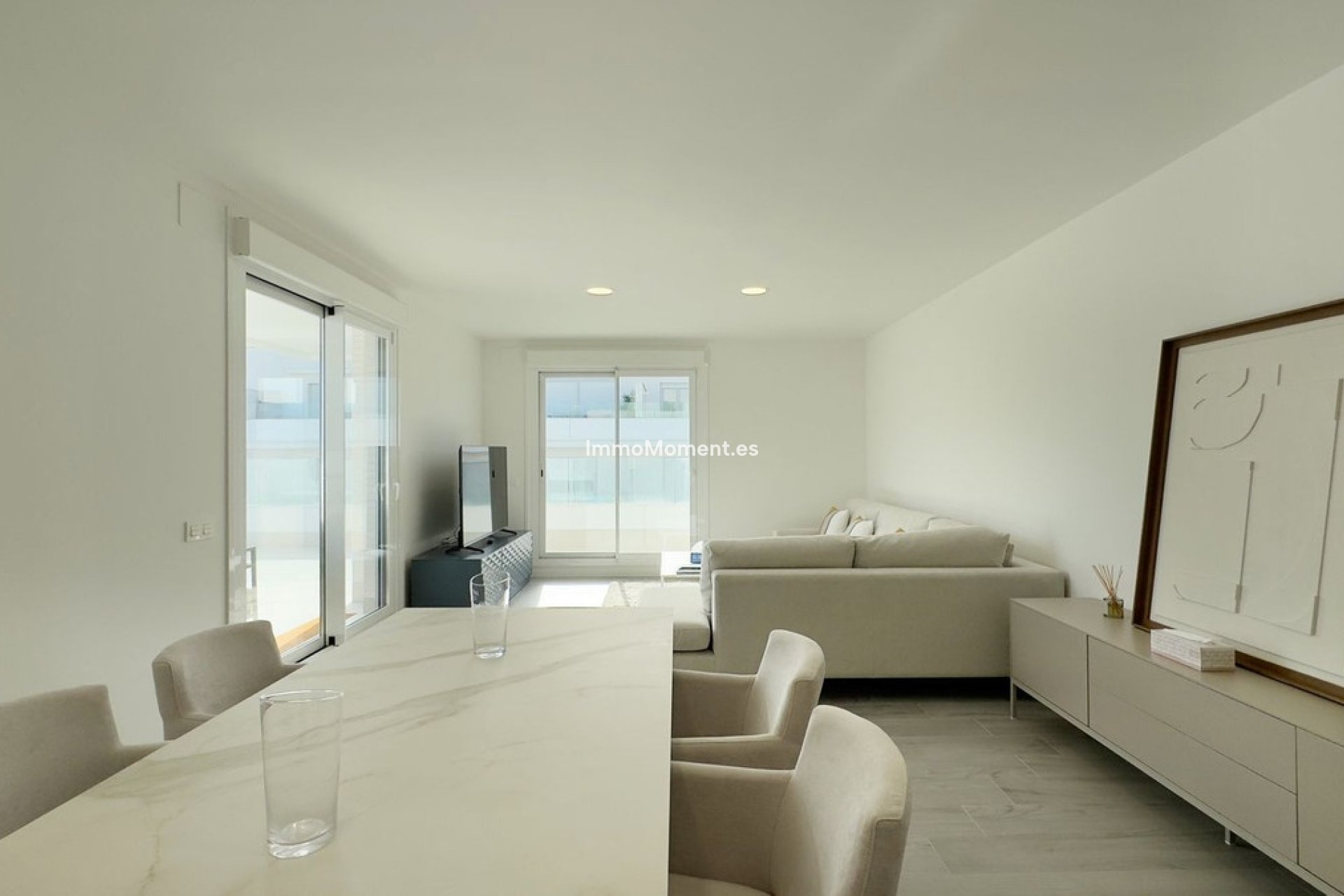 Resale - Apartment - Marbella - Nueva Andalucía