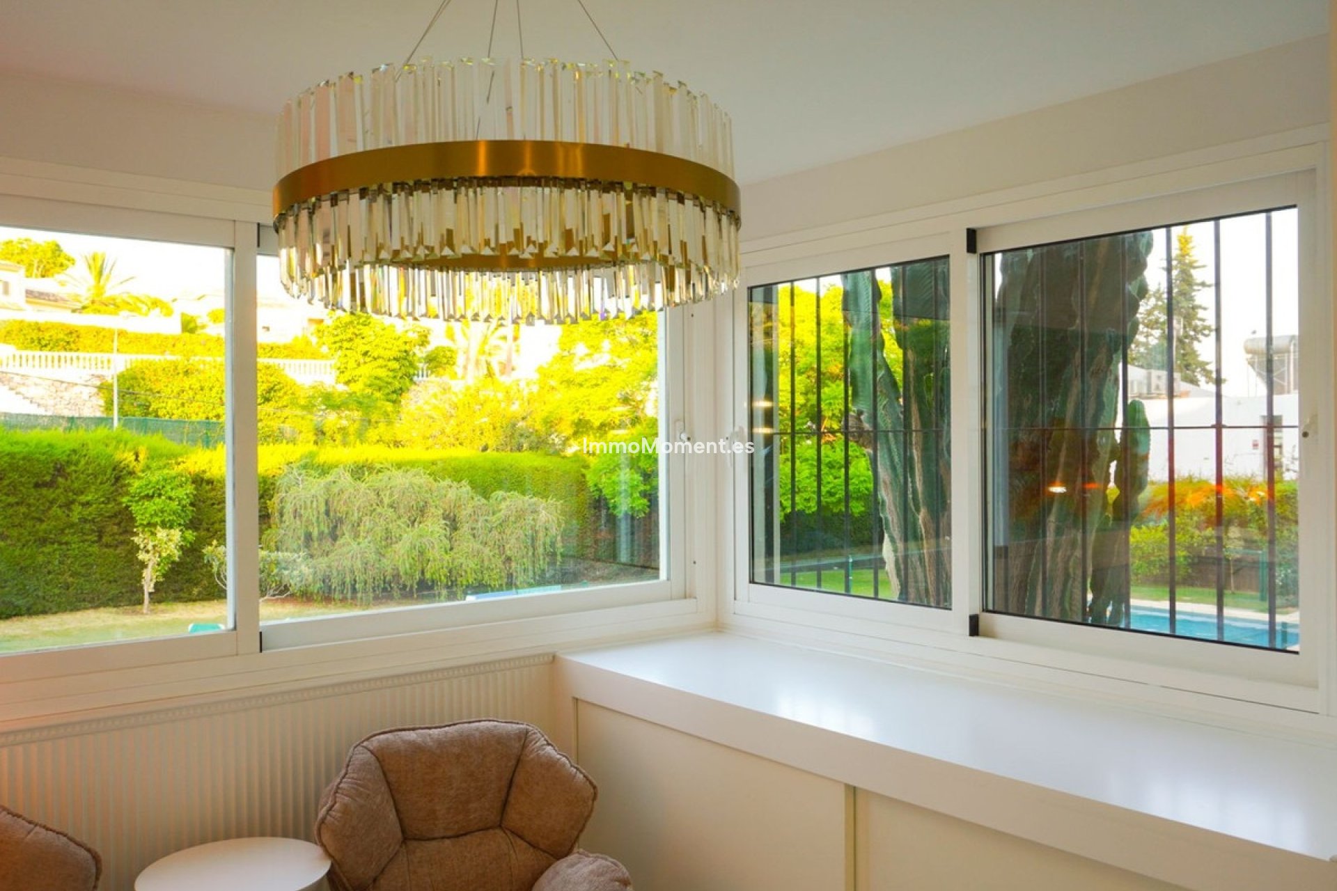 Resale - Apartment - Marbella - Nueva Andalucía