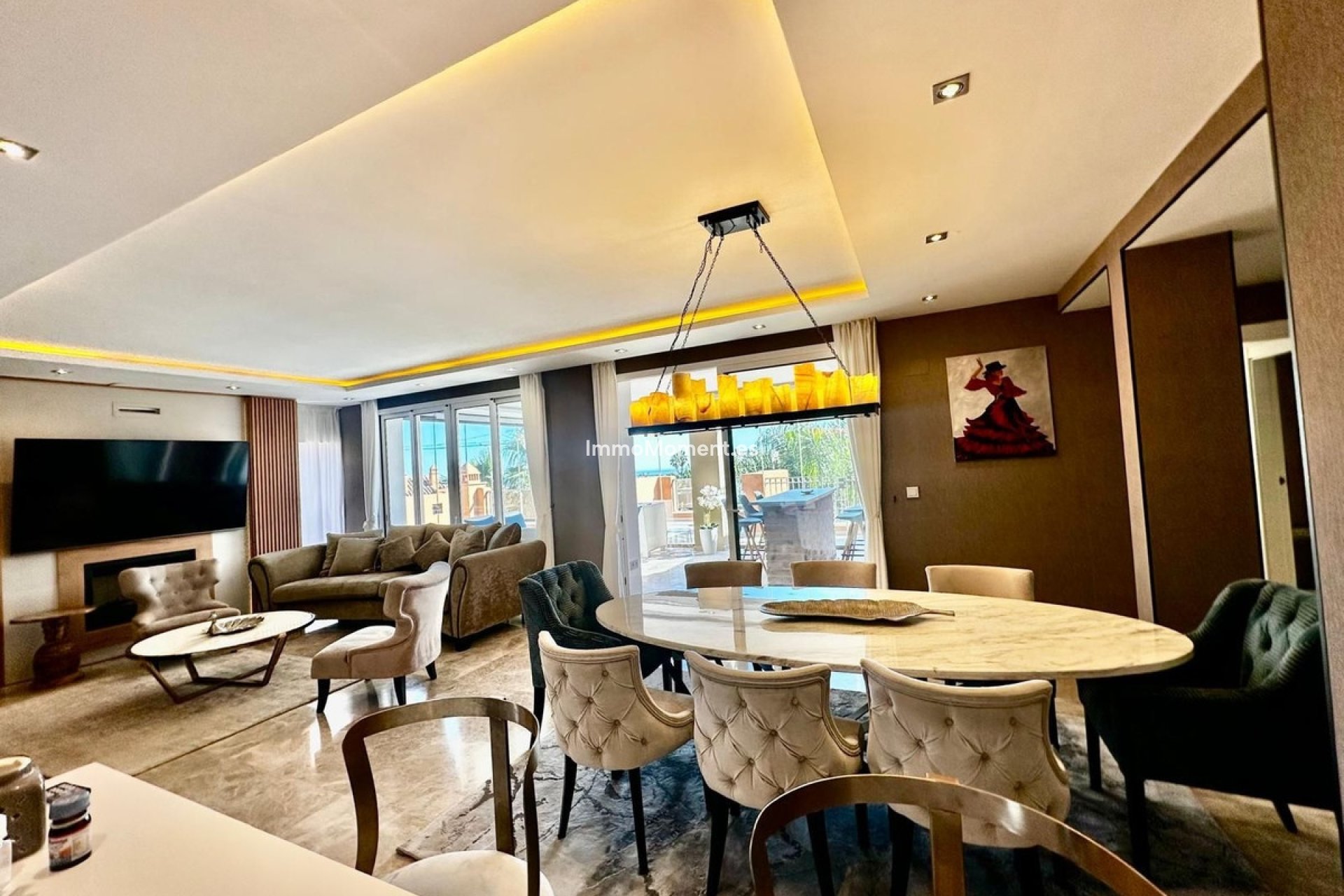 Resale - Apartment - Marbella - Nueva Andalucía