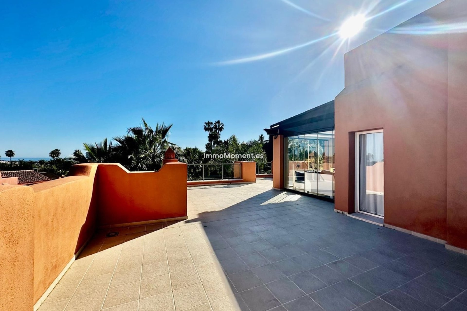 Resale - Apartment - Marbella - Nueva Andalucía