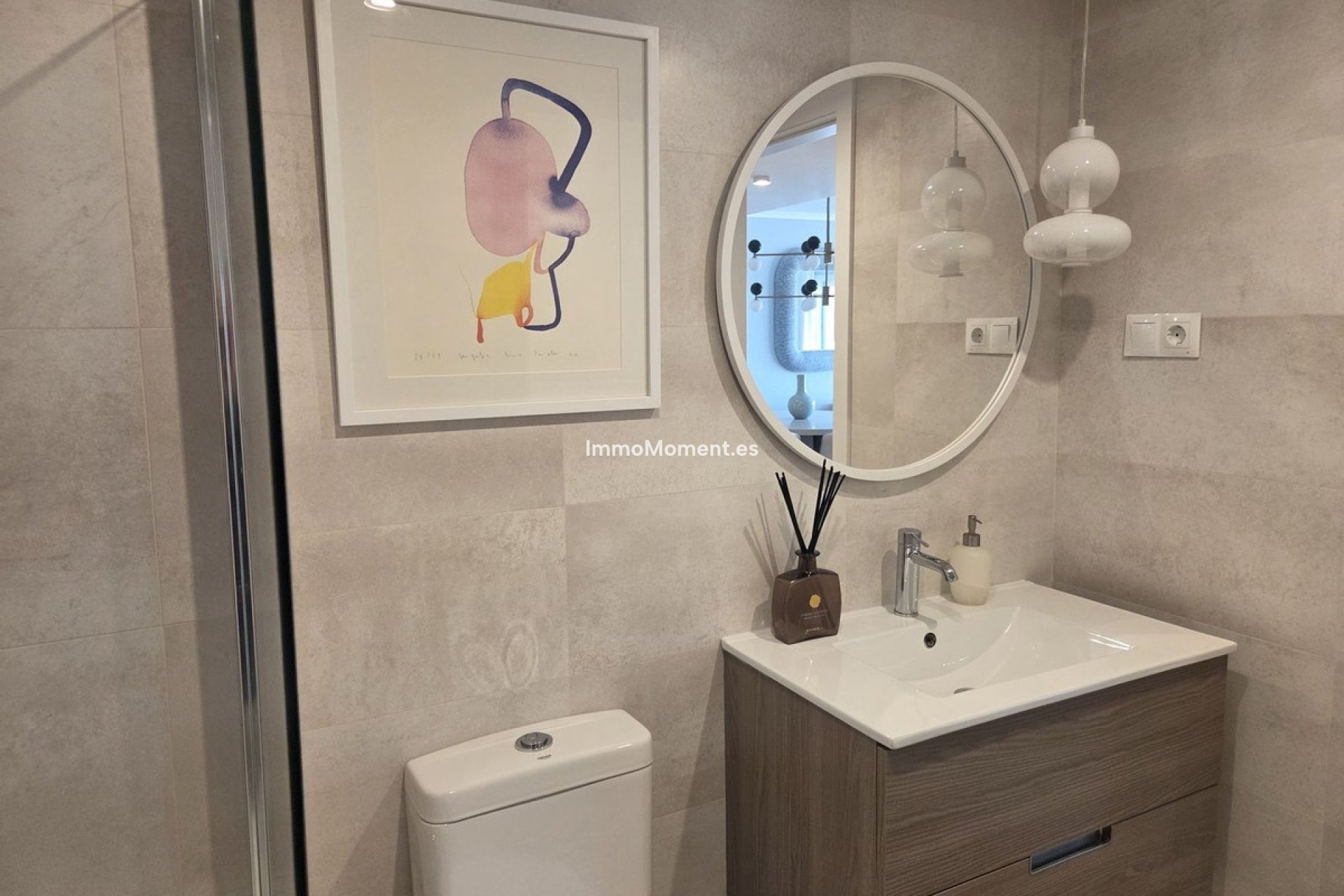 Resale - Apartment - Marbella - Nueva Andalucía