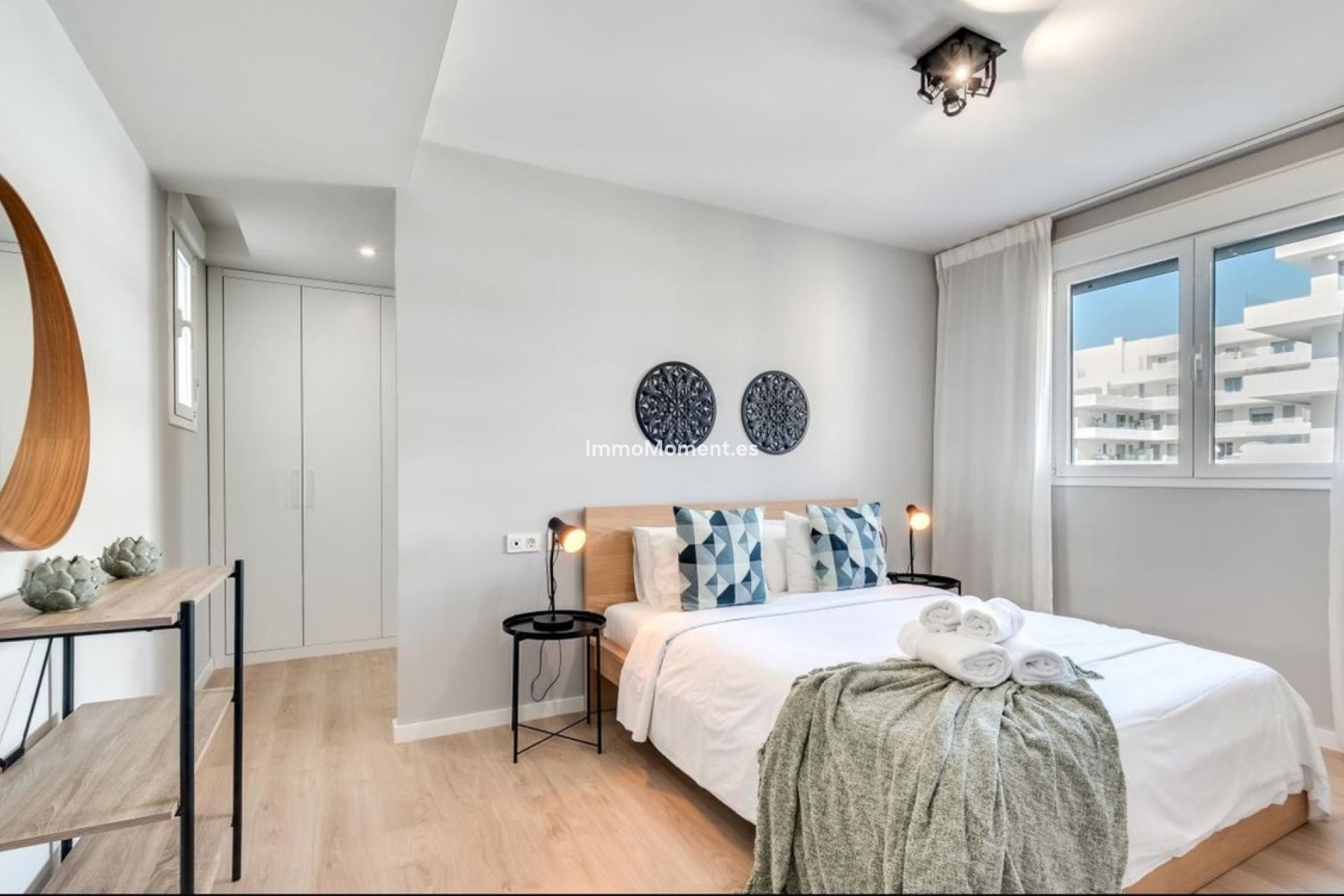 Resale - Apartment - Marbella - Nueva Andalucía