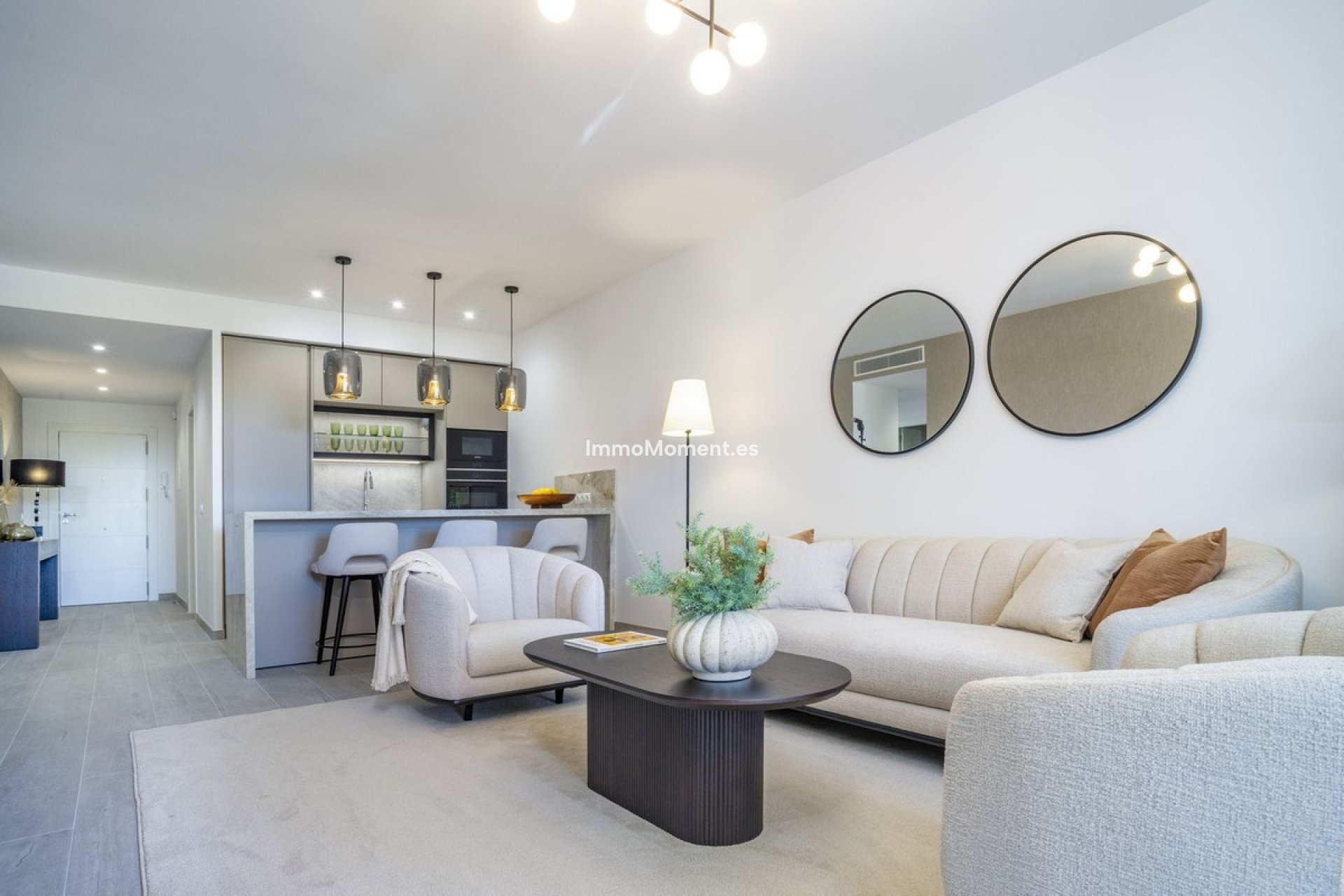 Resale - Apartment - Marbella - Nueva Andalucía