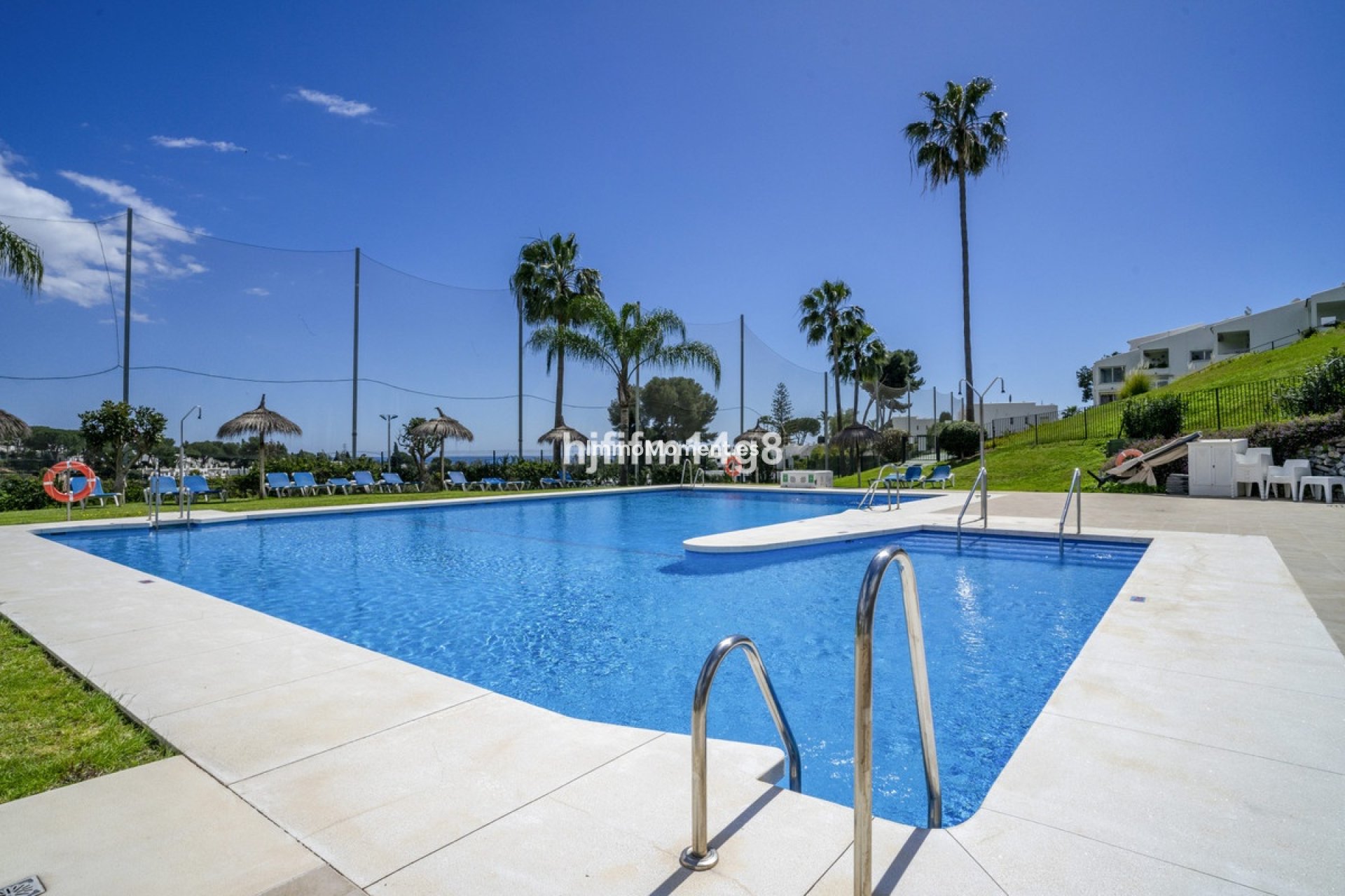 Resale - Apartment - Marbella - Nueva Andalucía