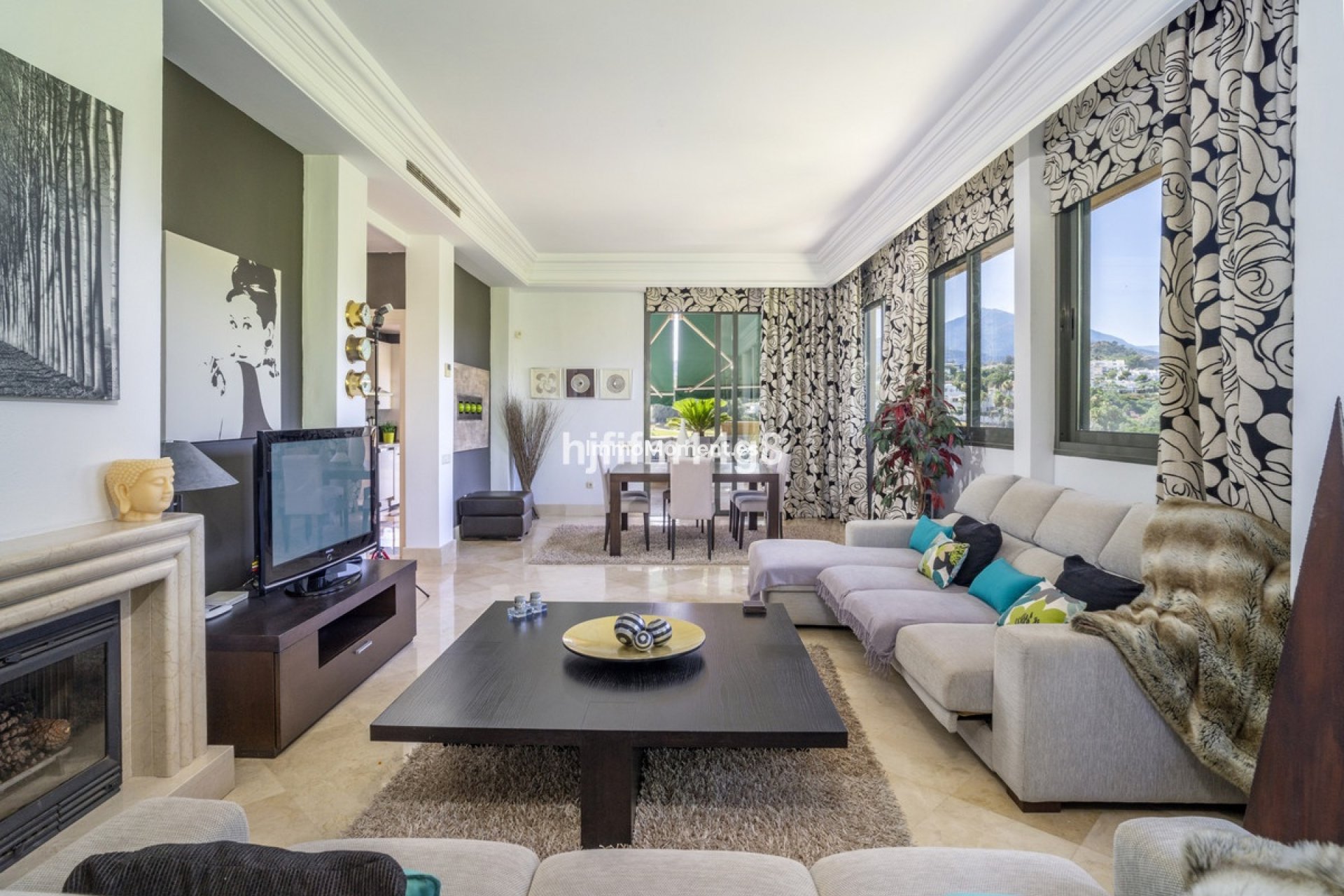 Resale - Apartment - Marbella - Nueva Andalucía