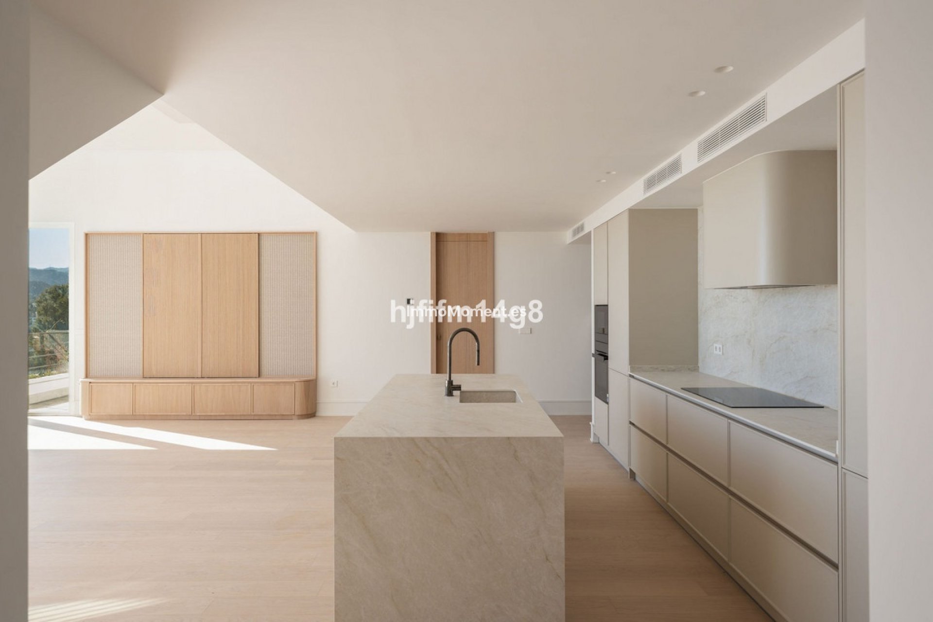 Resale - Apartment - Marbella - Nueva Andalucía