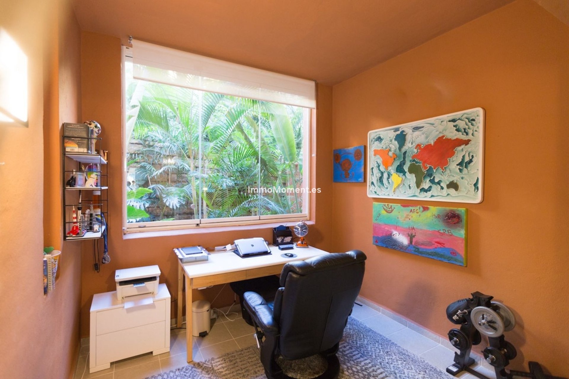 Resale - Apartment - Marbella - Nueva Andalucía