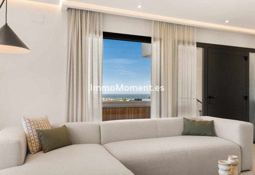Resale - Apartment - Marbella - Nueva Andalucía
