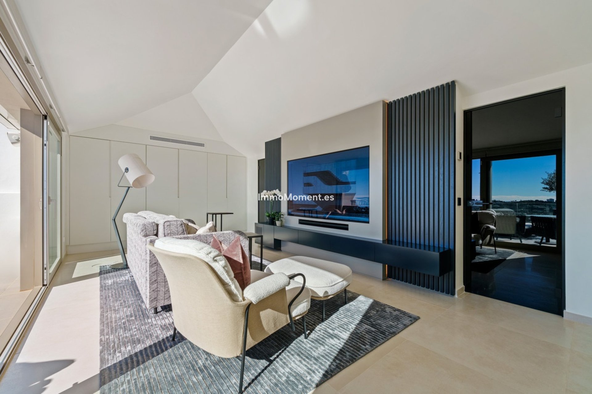 Resale - Apartment - Marbella - Nueva Andalucía