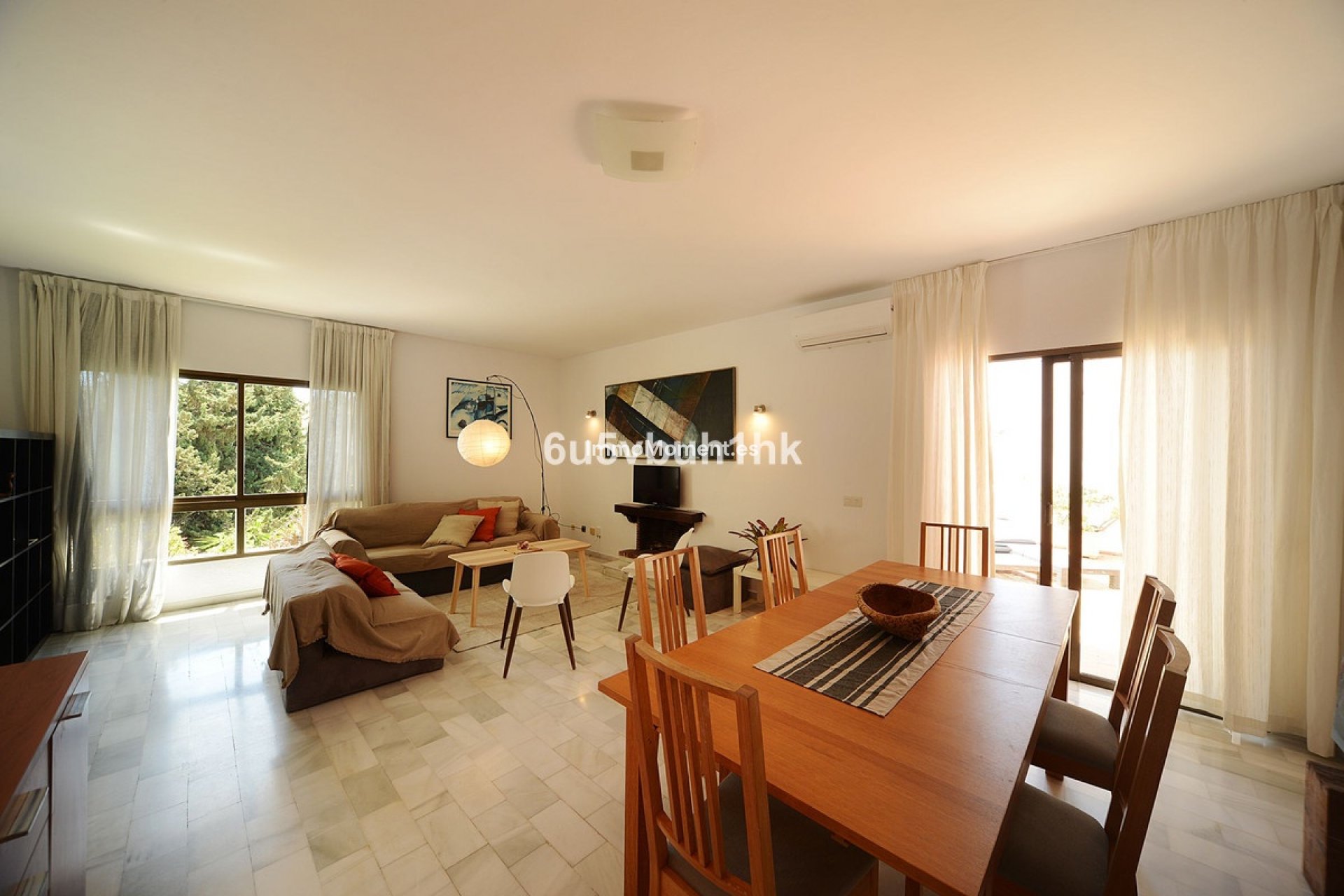 Resale - Apartment - Marbella - Nueva Andalucía