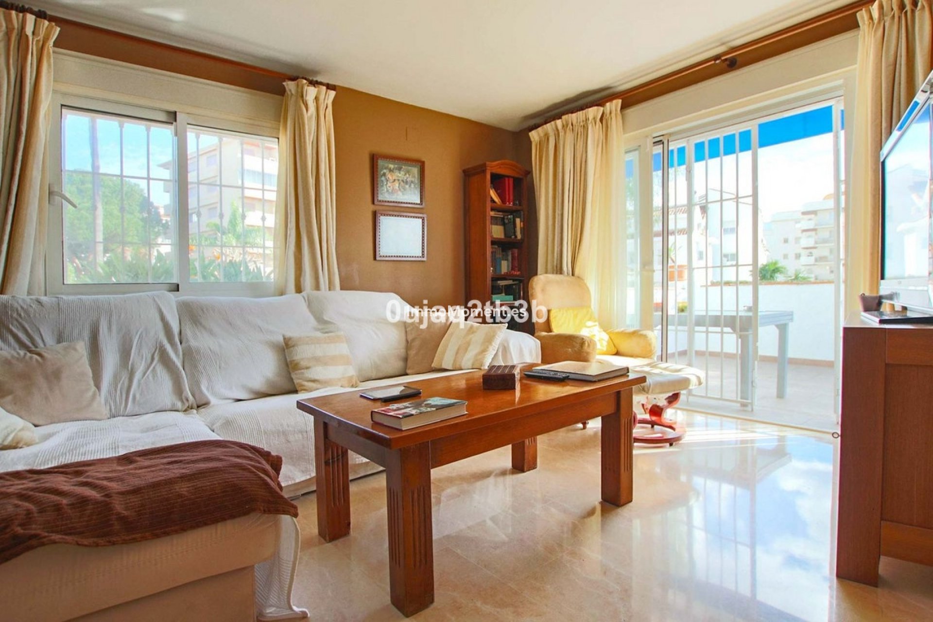 Resale - Apartment - Marbella - Nueva Andalucía