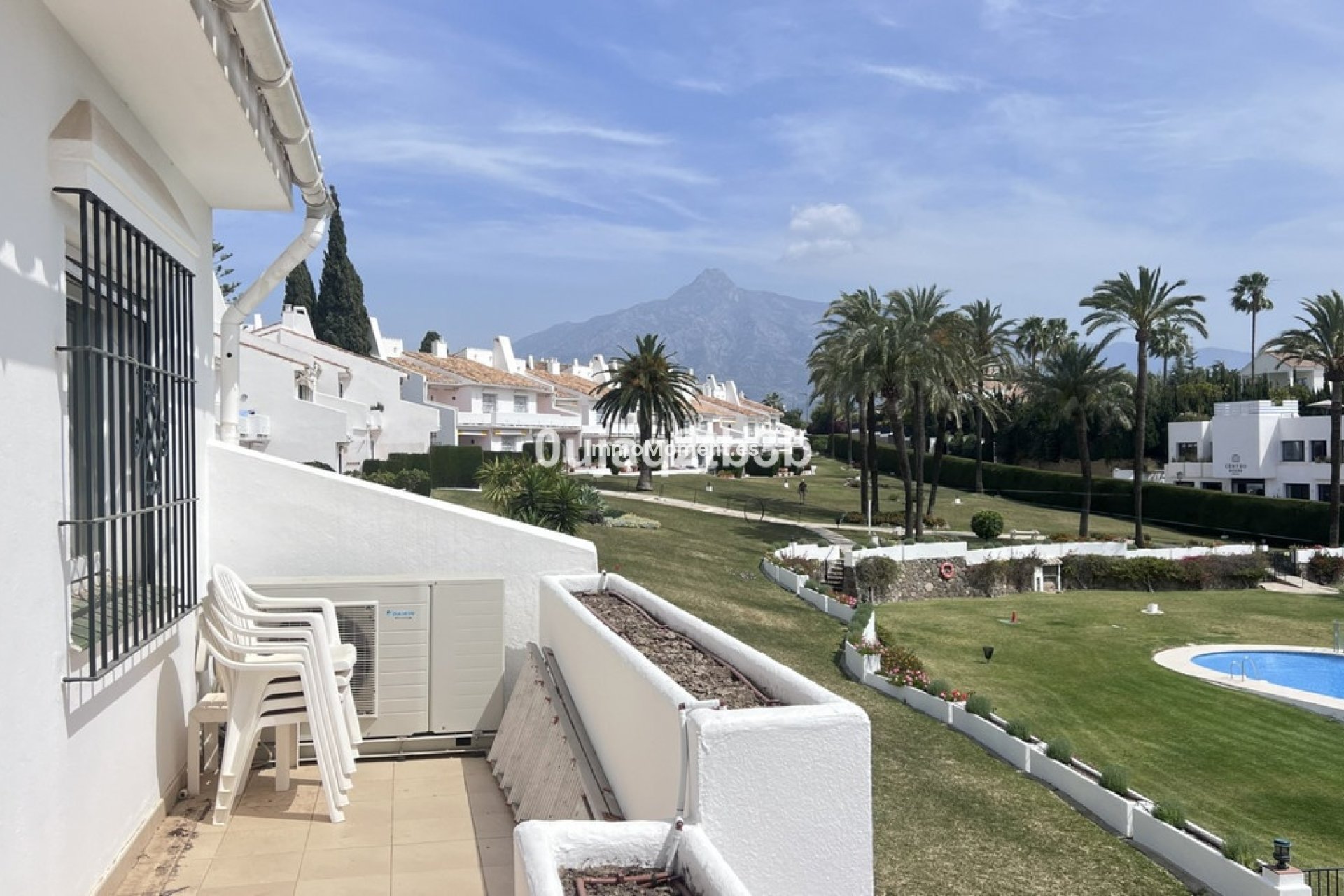 Resale - Apartment - Marbella - Nueva Andalucía