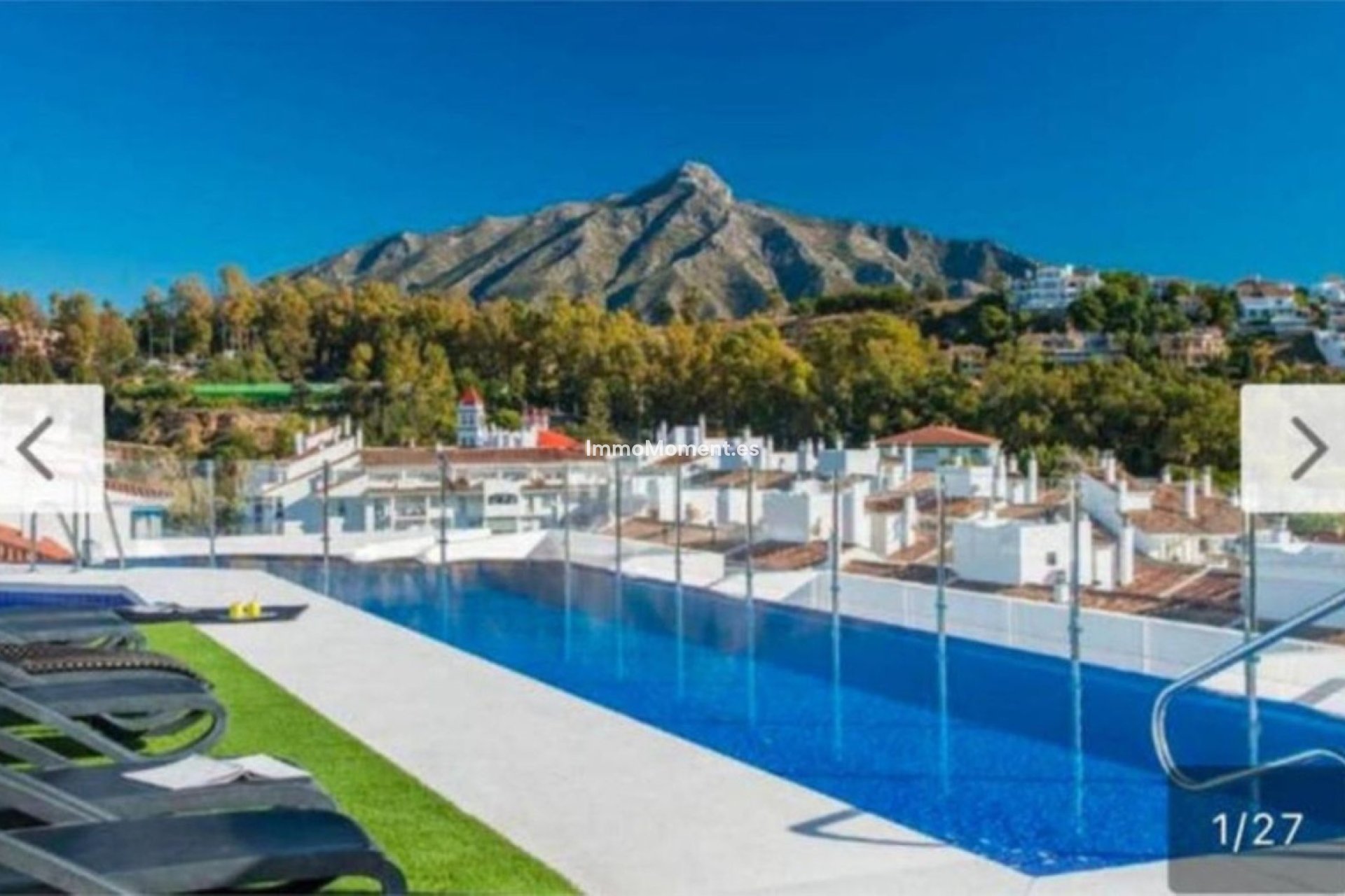 Resale - Apartment - Marbella - Nueva Andalucía