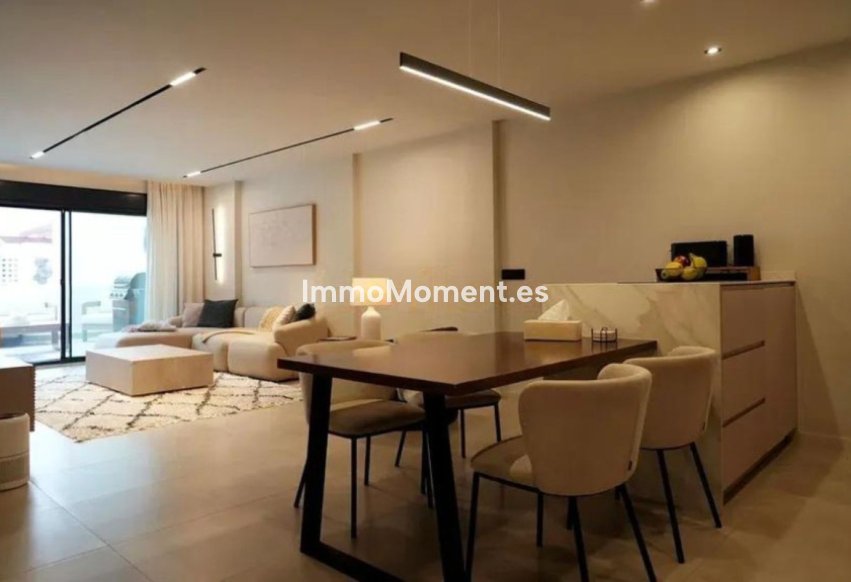 Resale - Apartment - Marbella - Nueva Andalucía