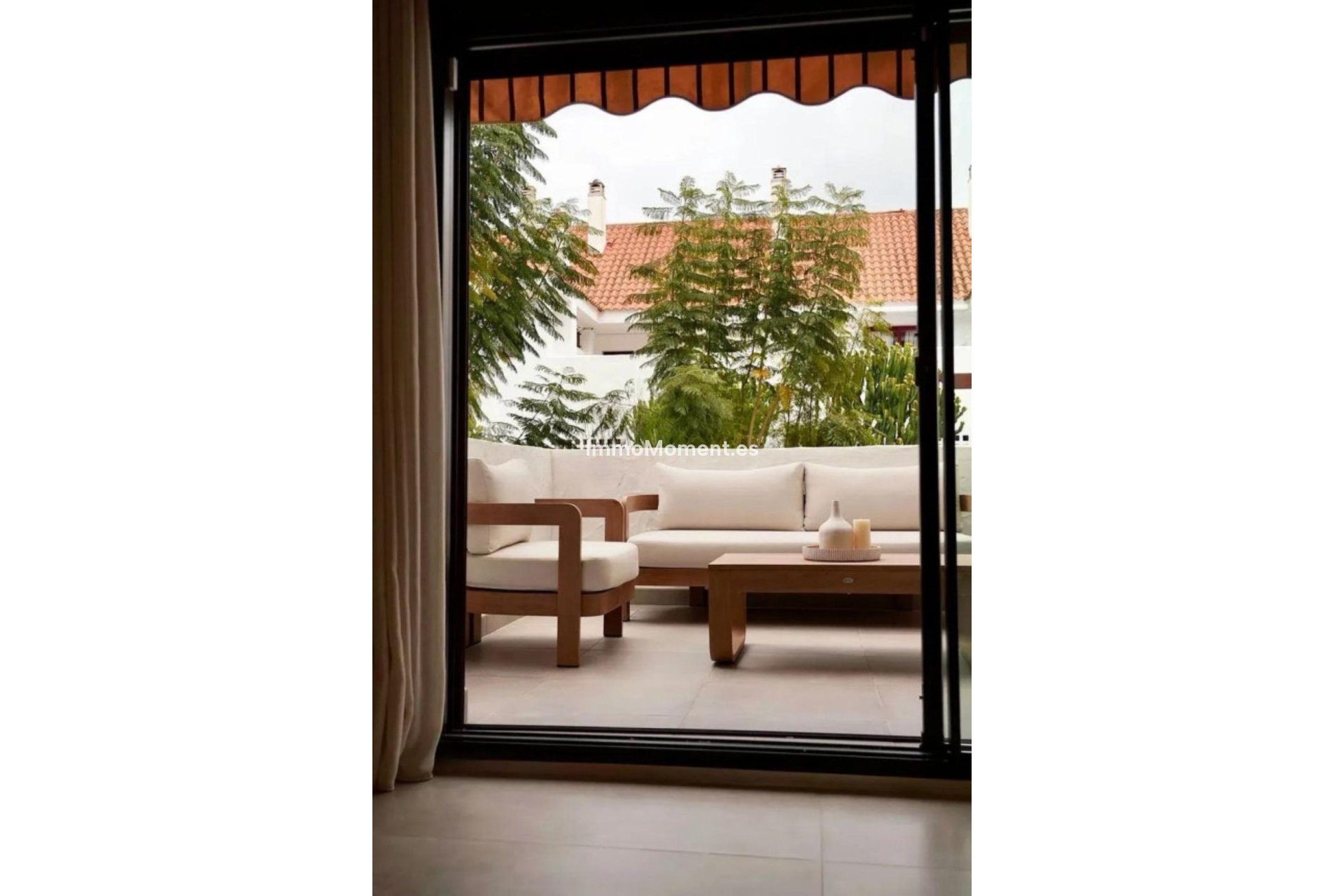 Resale - Apartment - Marbella - Nueva Andalucía