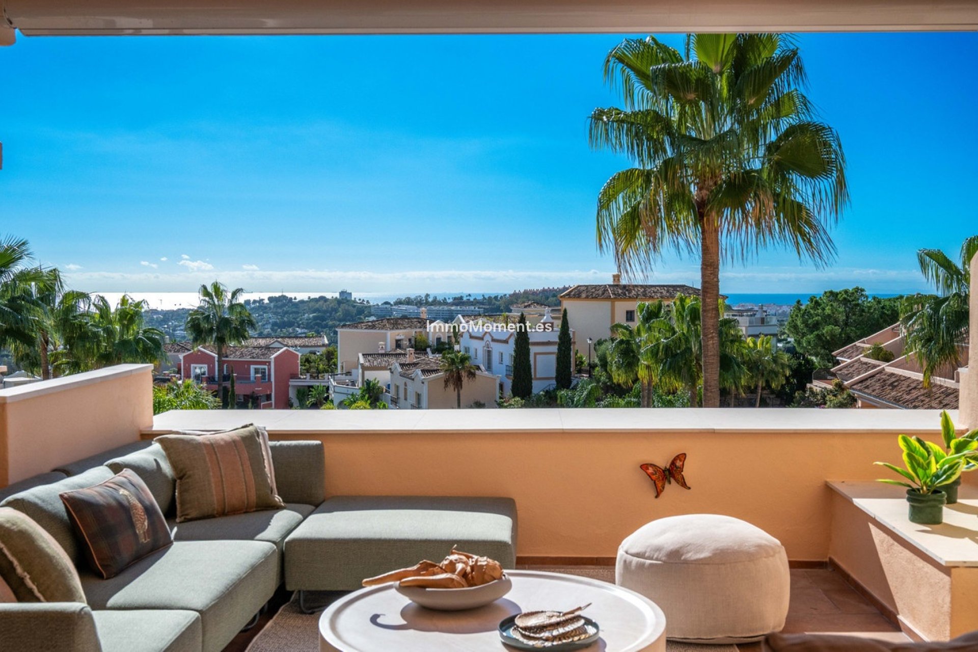 Resale - Apartment - Marbella - Nueva Andalucía