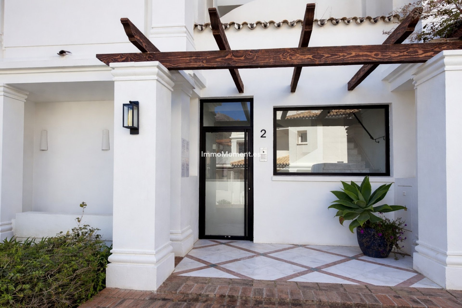Resale - Apartment - Marbella - Nueva Andalucía