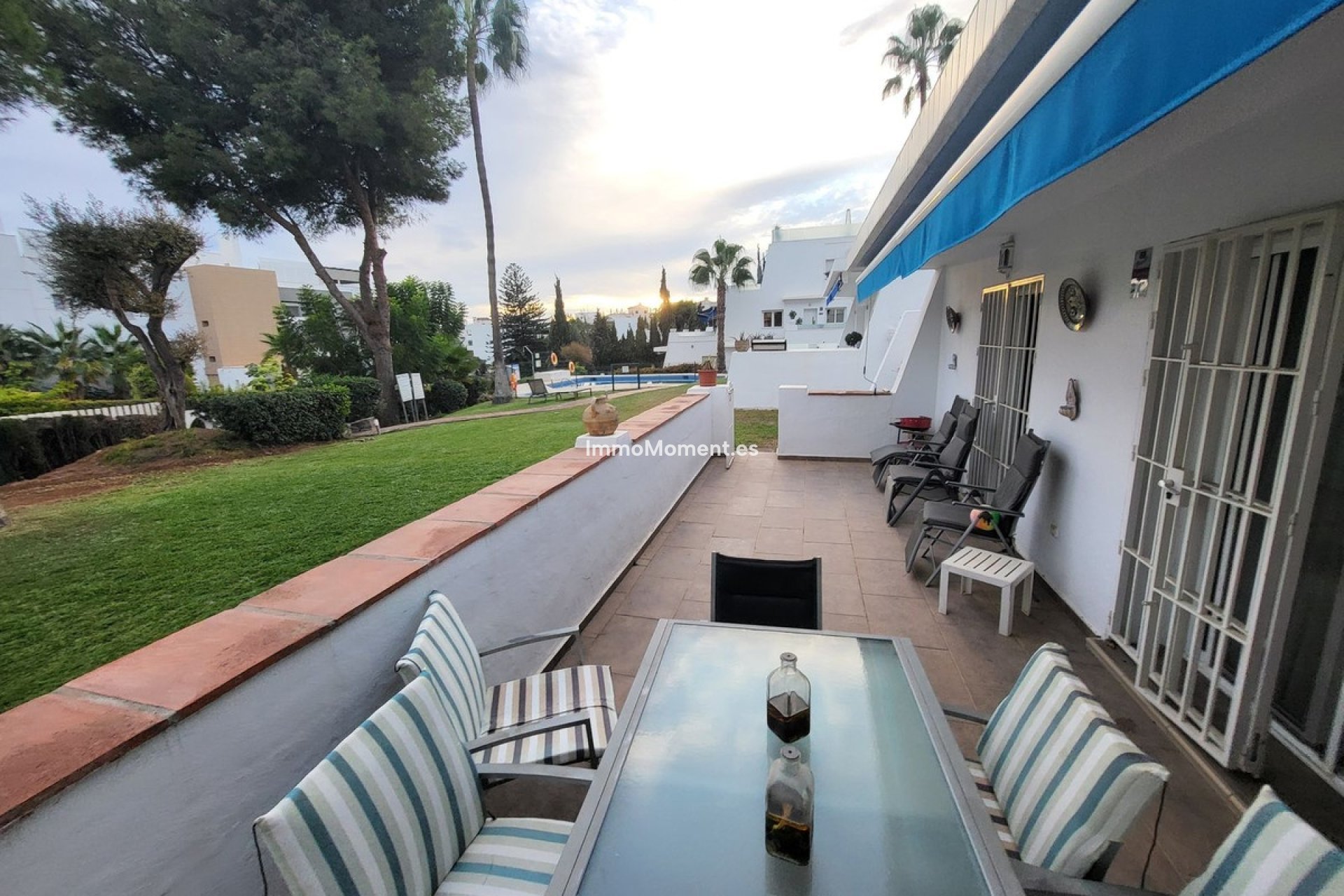 Resale - Apartment - Marbella - Nueva Andalucía