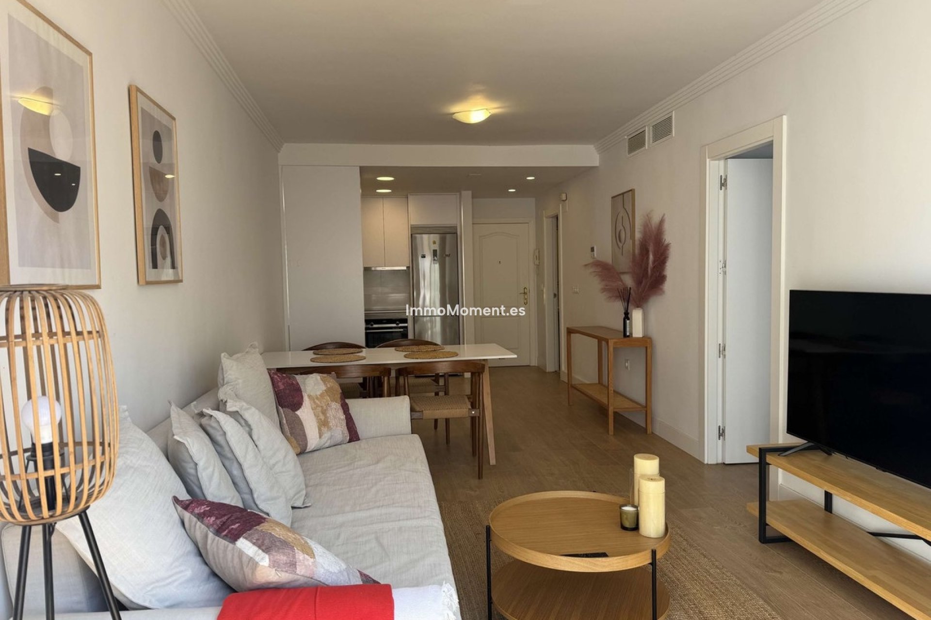 Resale - Apartment - Marbella - Nueva Andalucía