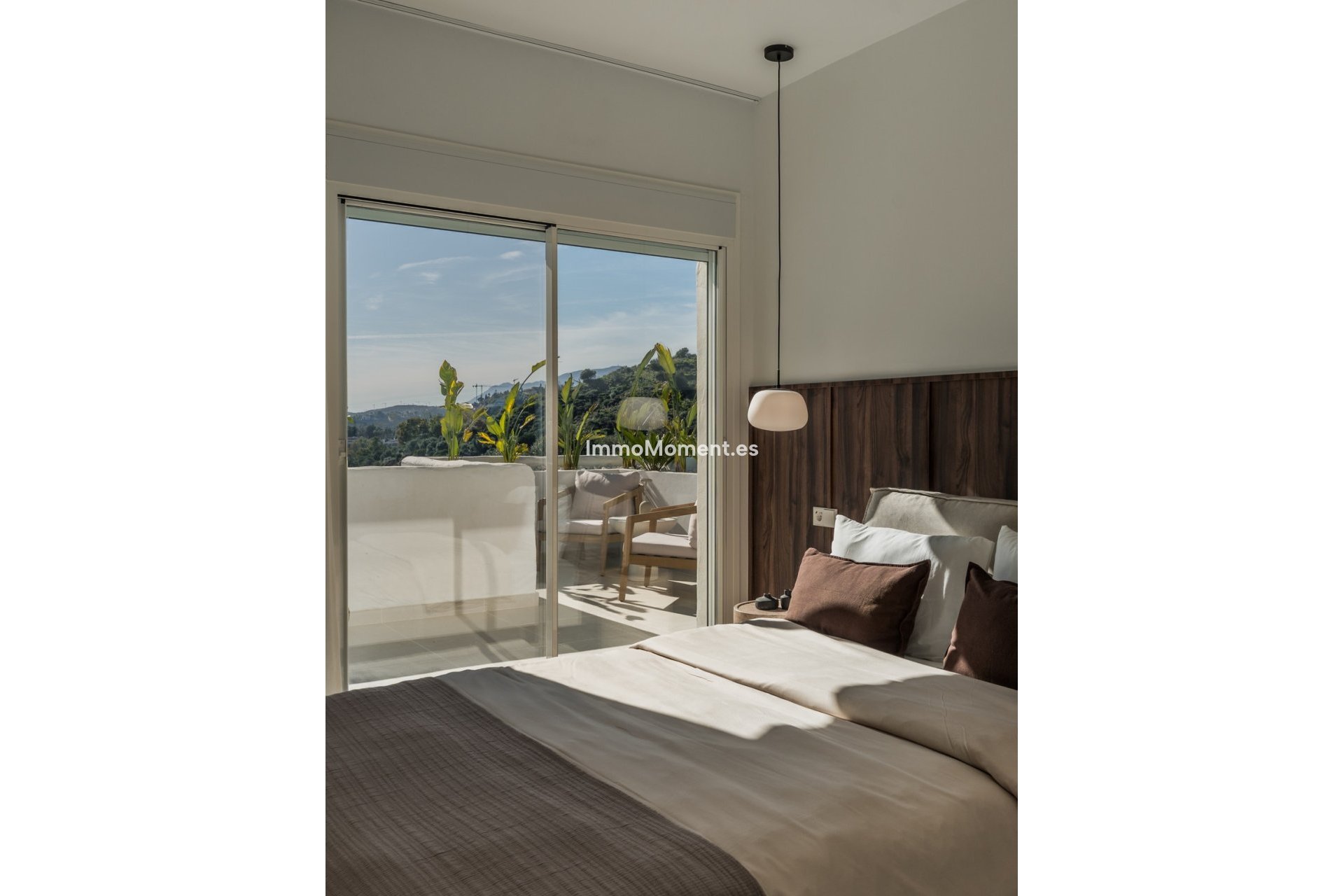 Resale - Apartment - Marbella - Nueva Andalucía