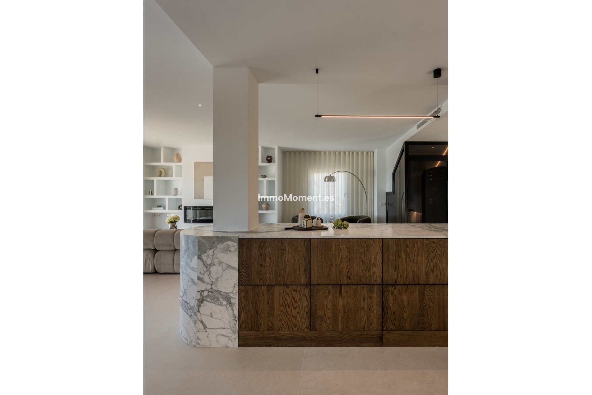 Resale - Apartment - Marbella - Nueva Andalucía