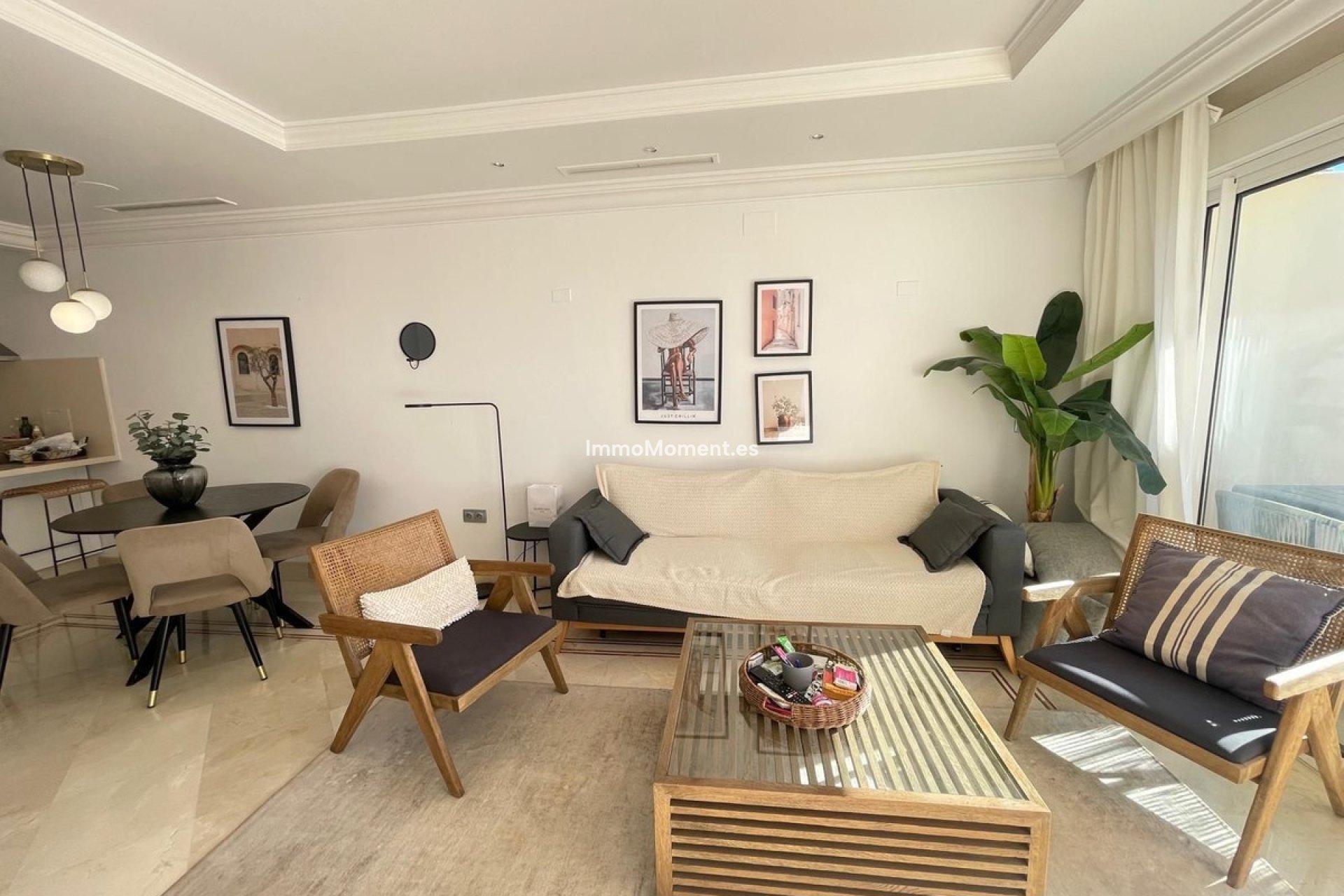 Resale - Apartment - Marbella - Nueva Andalucía