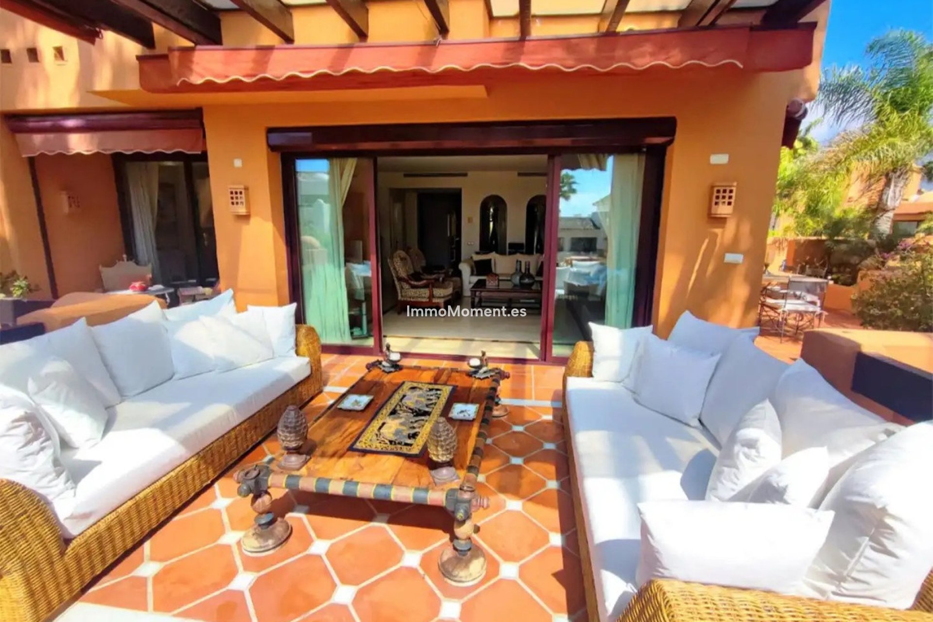 Resale - Apartment - Marbella - Nueva Andalucía